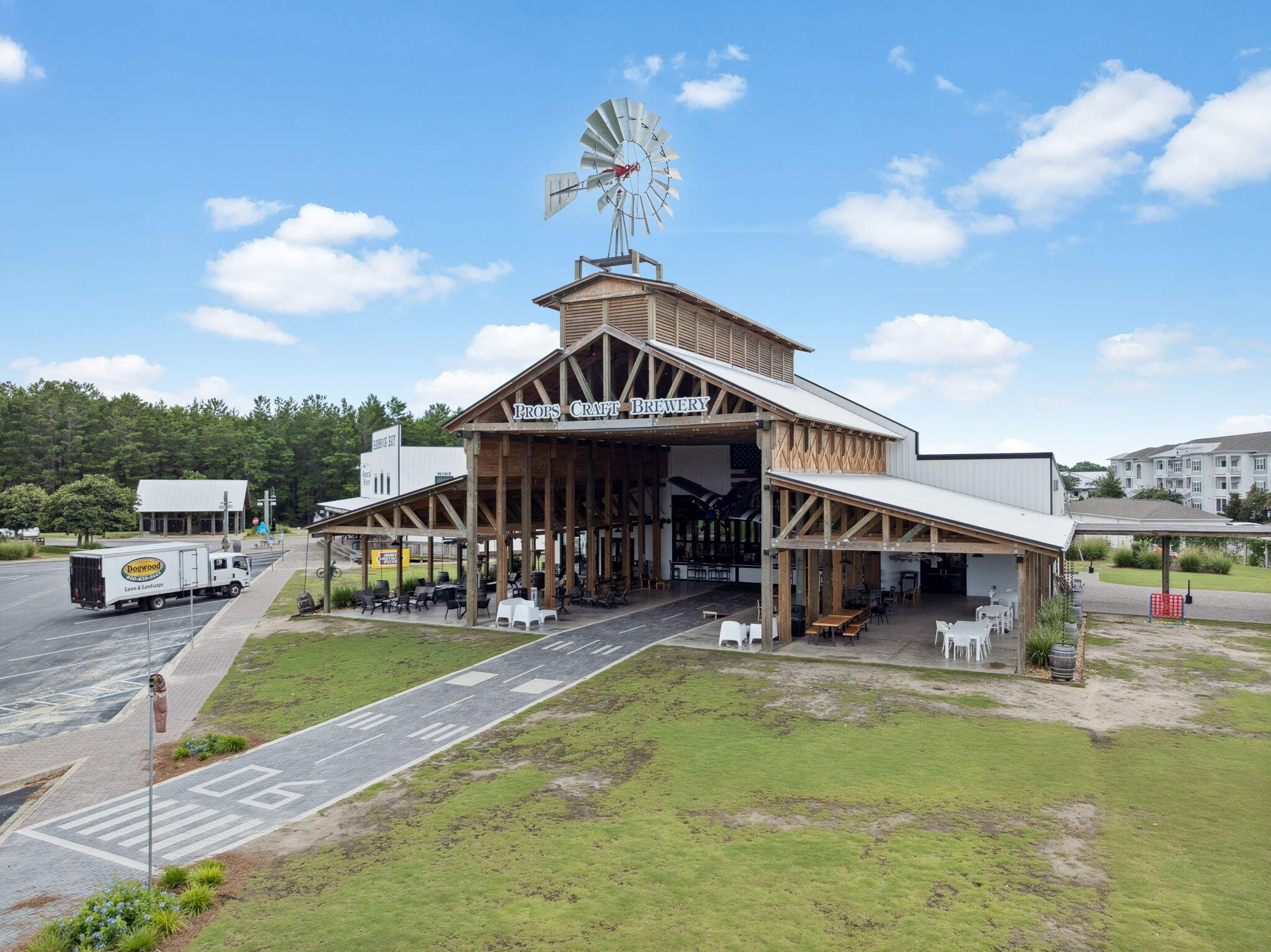 HAMMOCK BAY Symphony - Residential