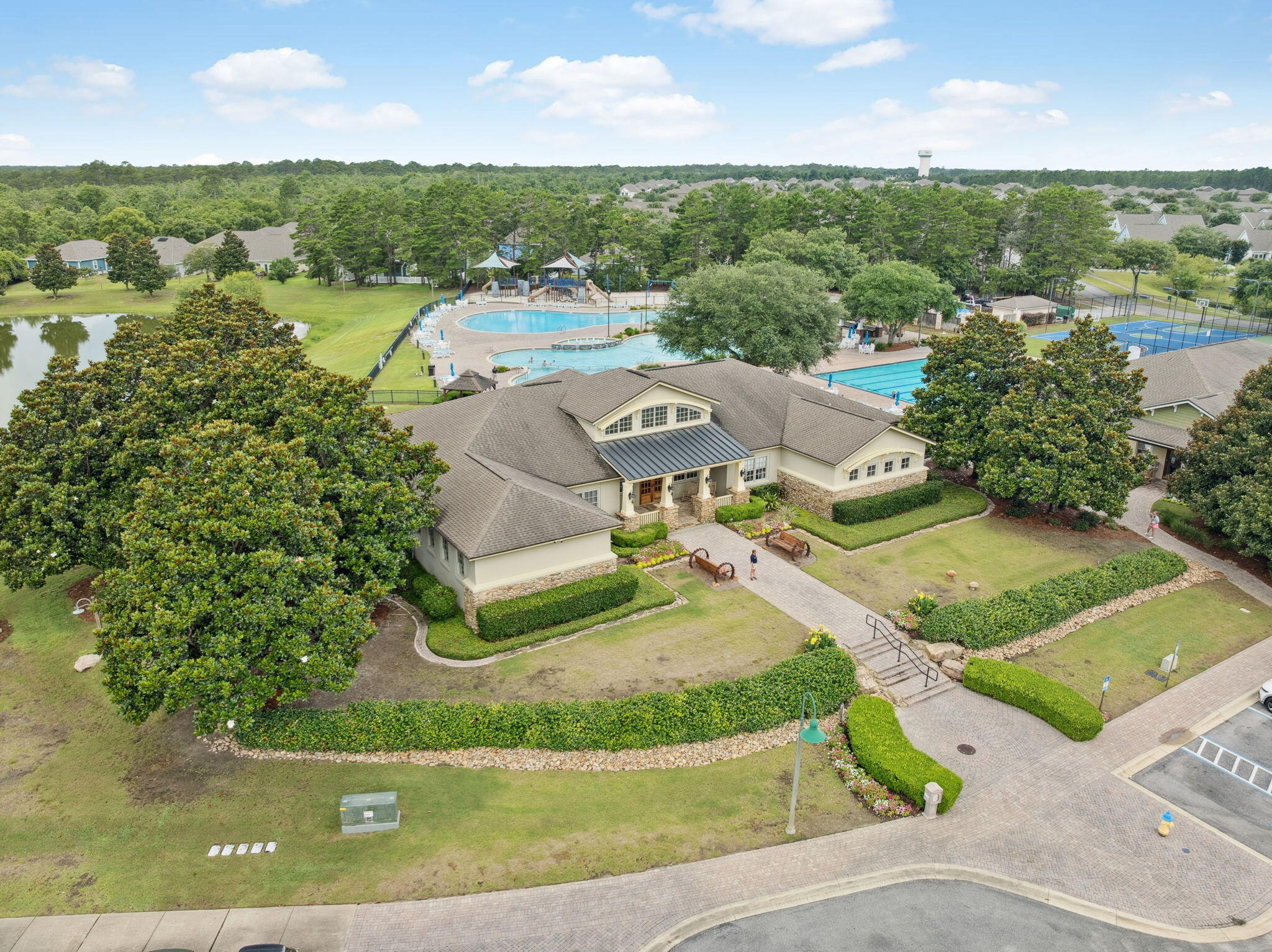 HAMMOCK BAY Symphony - Residential