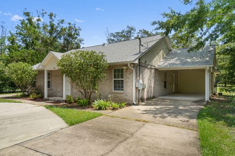 A home in Navarre