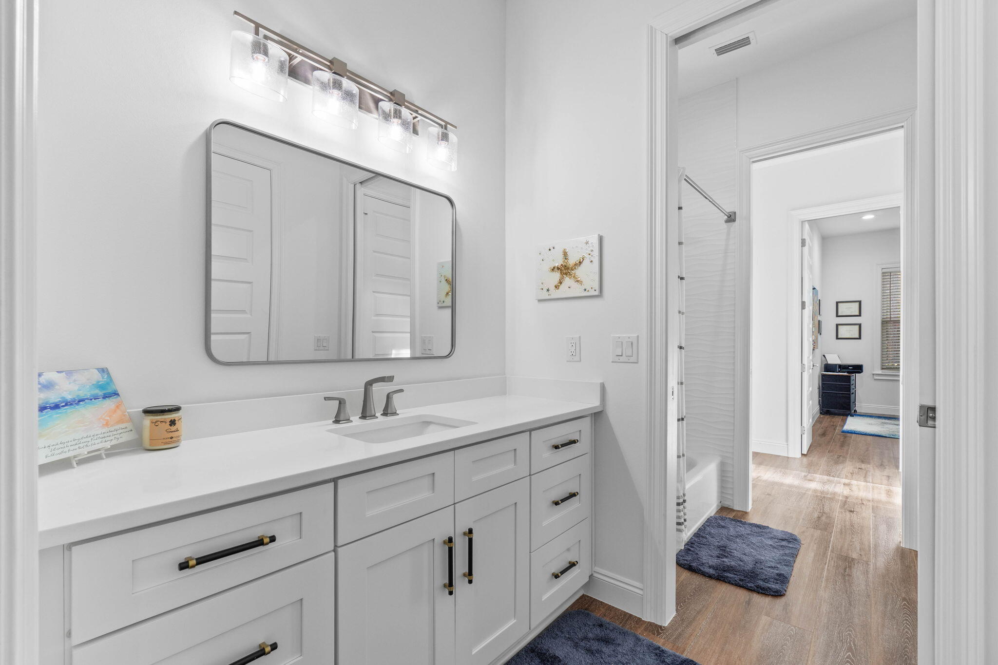 HAMMOCK BAY - Residential