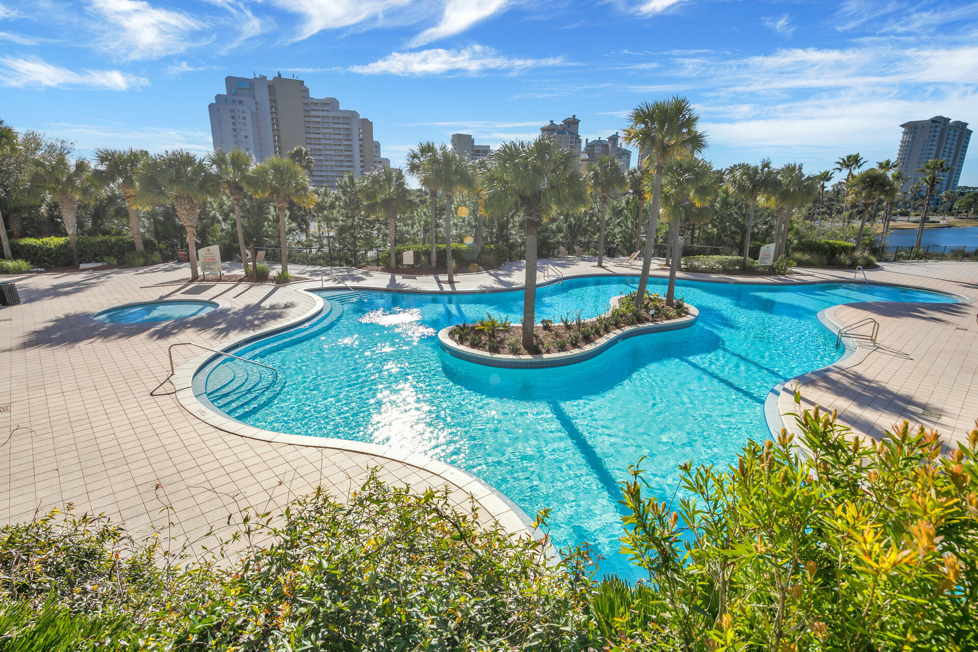 Luau II - Residential