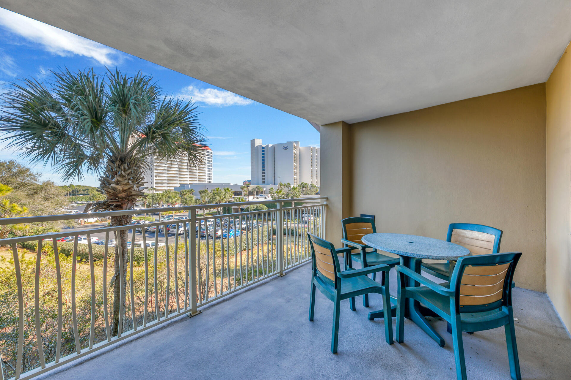 Luau II - Residential