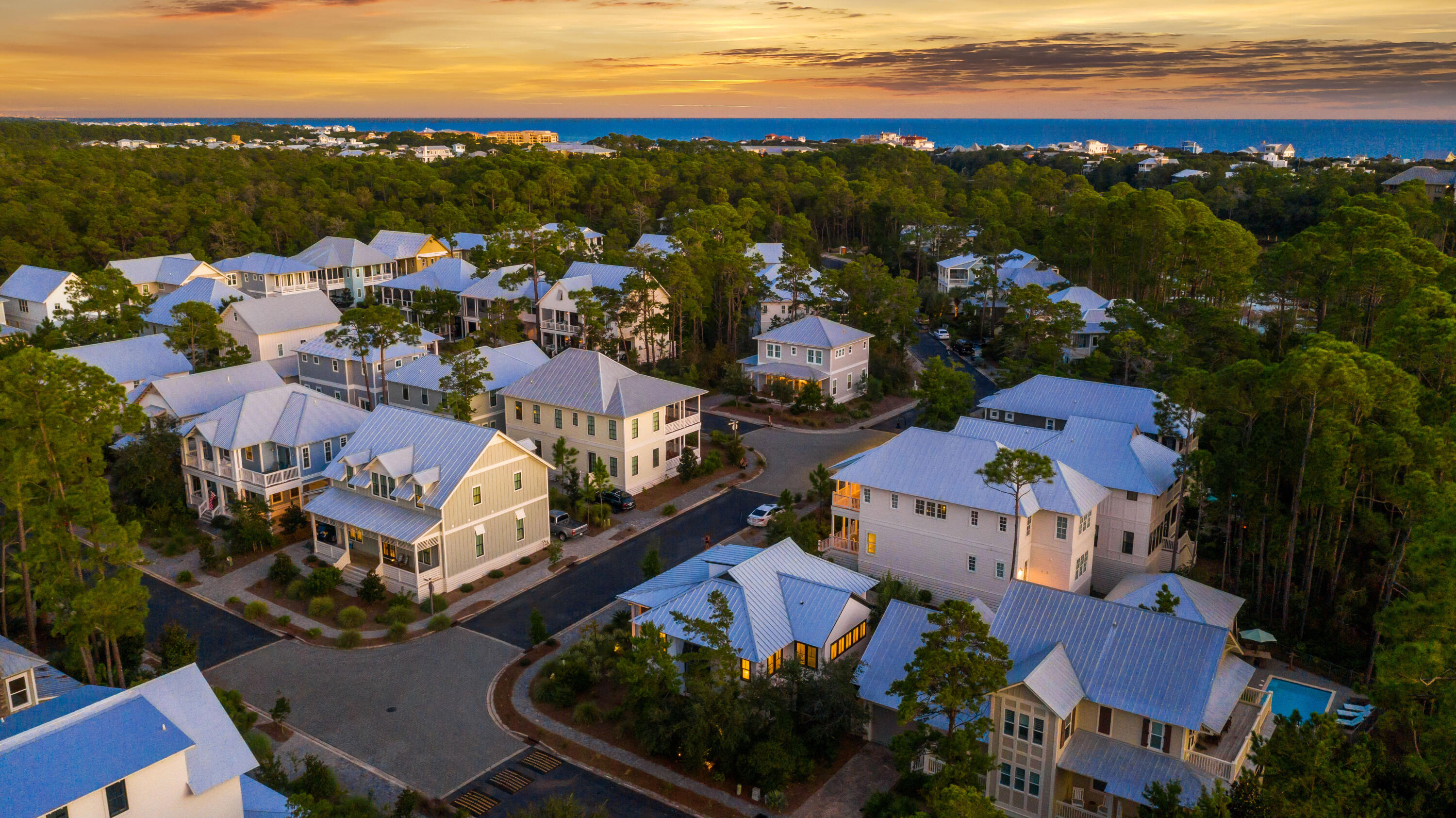 LAKESIDE AT BLUE MOUNTAIN BEACH - Residential