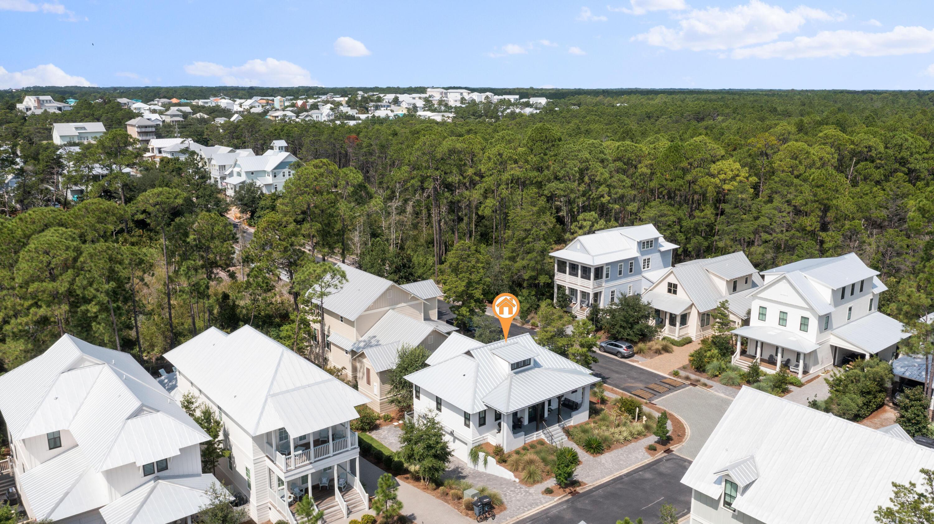 LAKESIDE AT BLUE MOUNTAIN BEACH - Residential