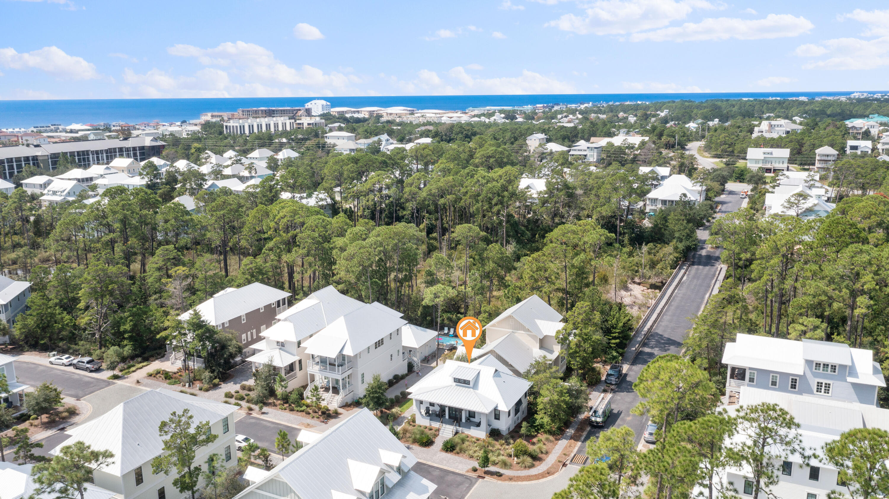LAKESIDE AT BLUE MOUNTAIN BEACH - Residential