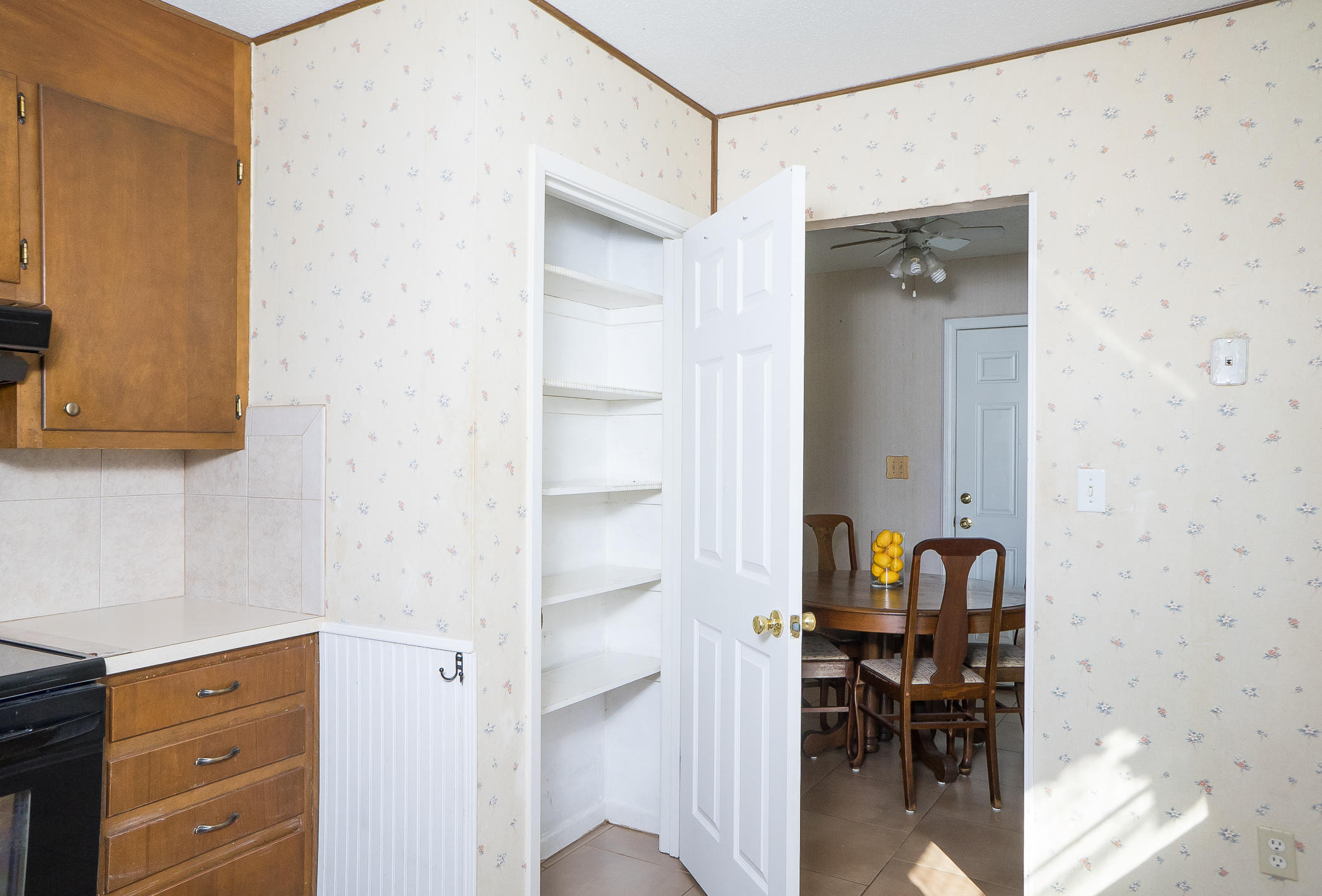 Carol Anne Manor 1st Addn - Residential