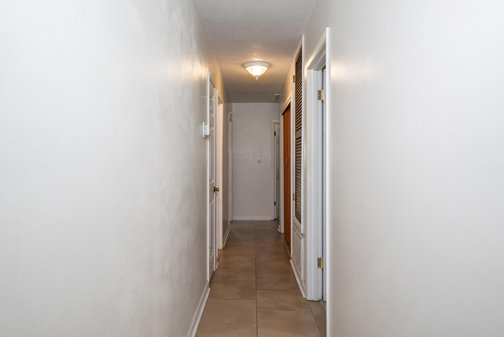 Carol Anne Manor 1st Addn - Residential