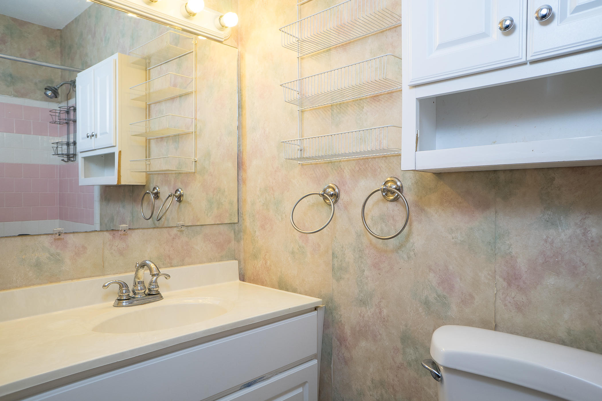 Carol Anne Manor 1st Addn - Residential