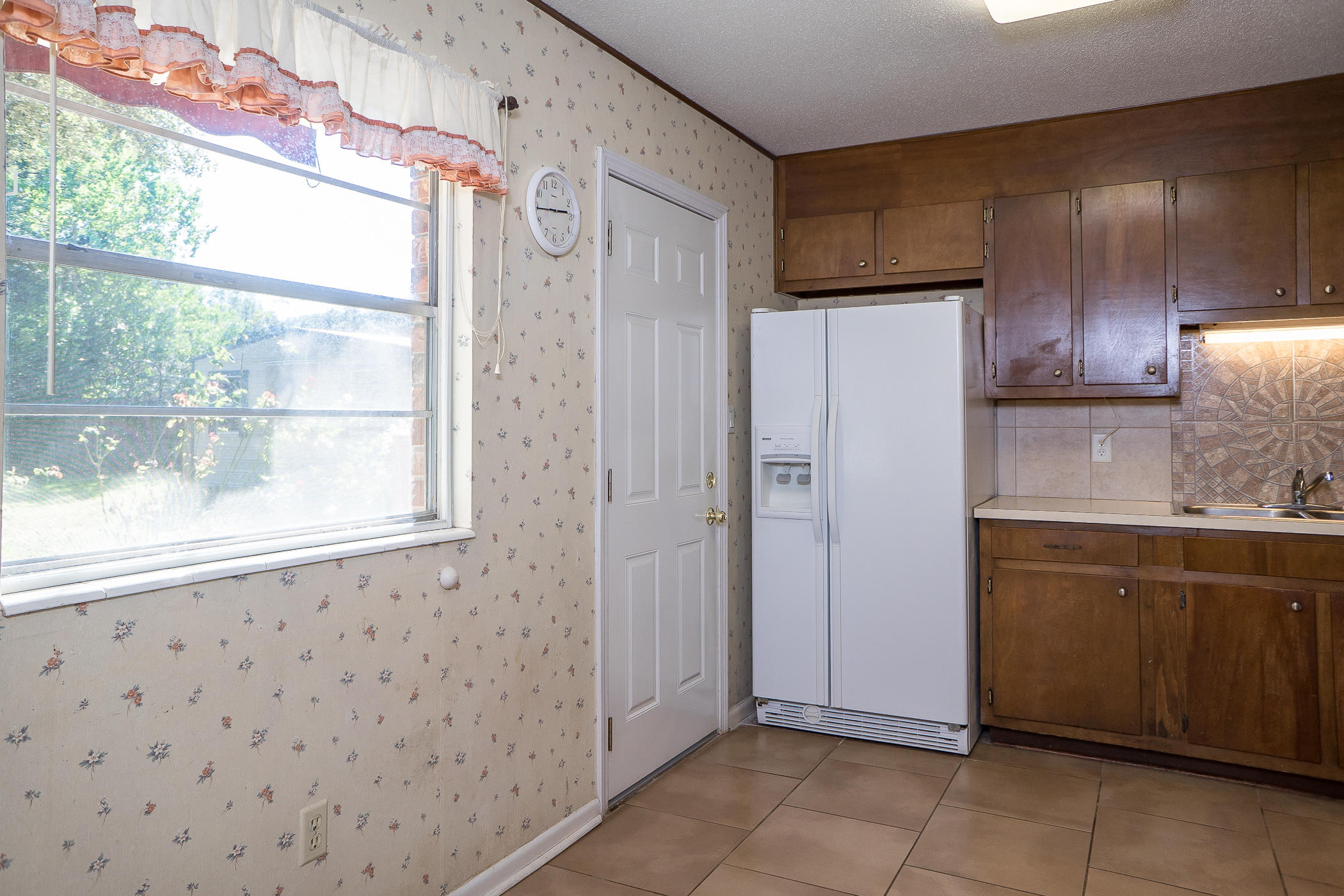 Carol Anne Manor 1st Addn - Residential