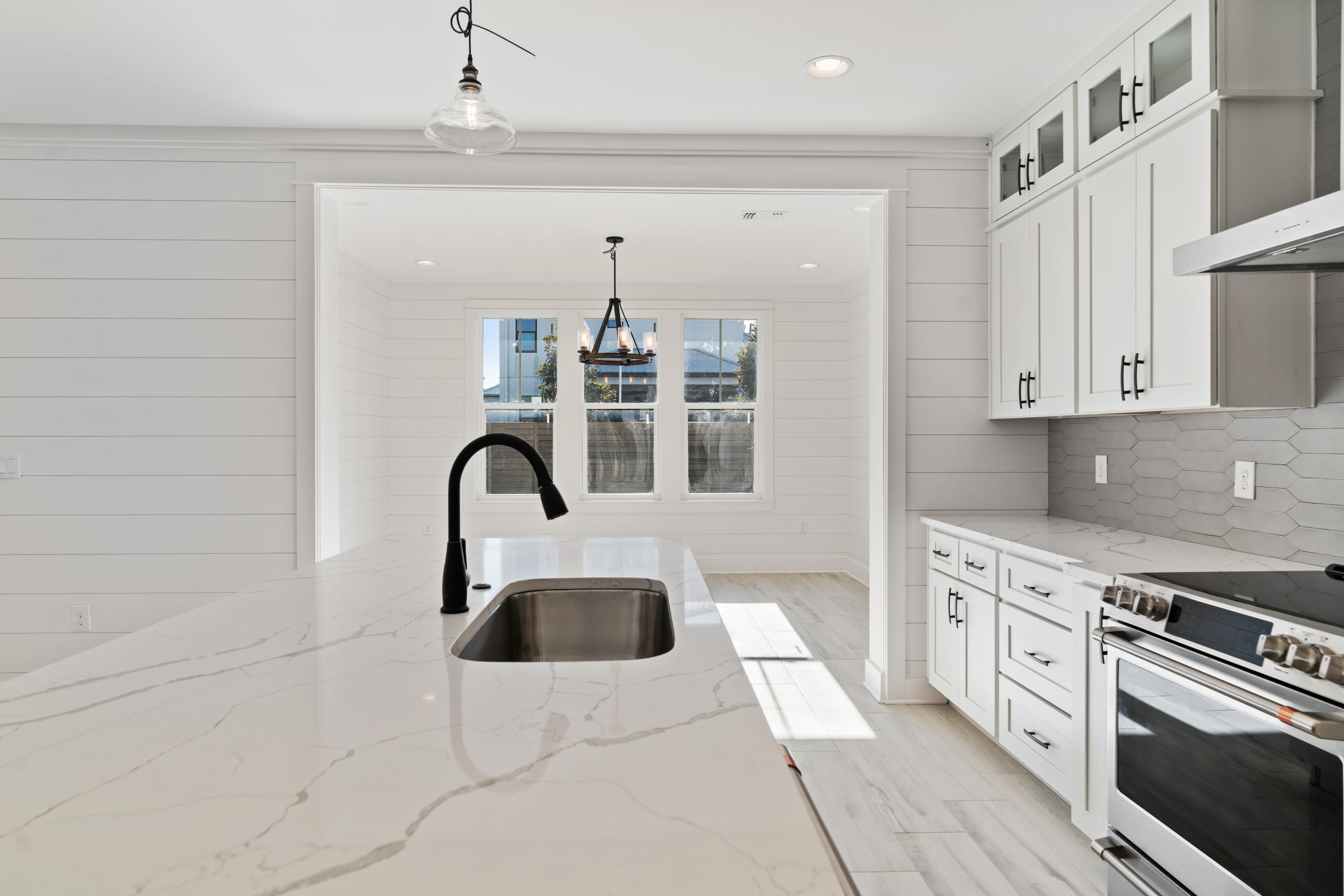 CYPRESS BREEZE PLANTATION III - Residential