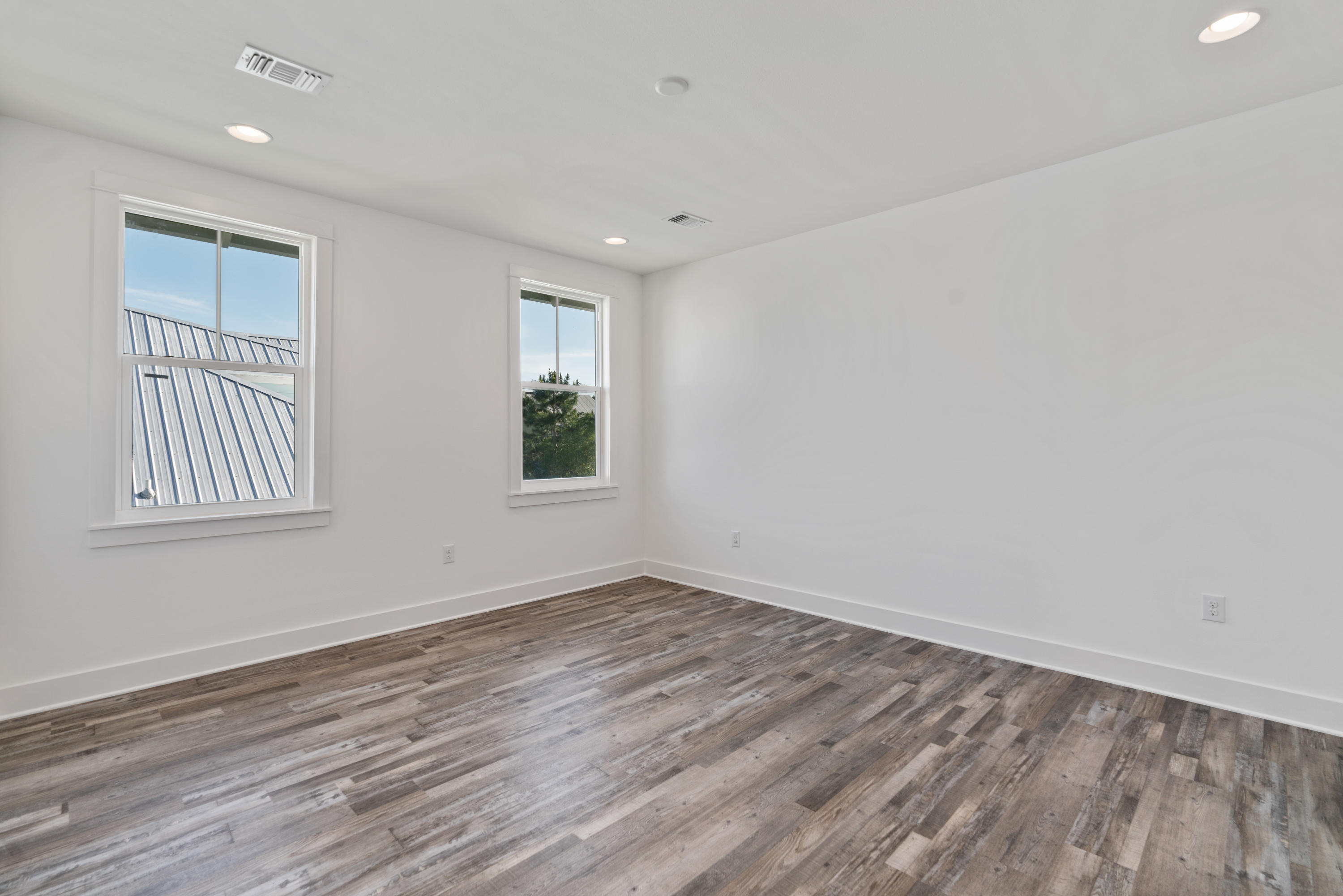 CYPRESS BREEZE PLANTATION III - Residential