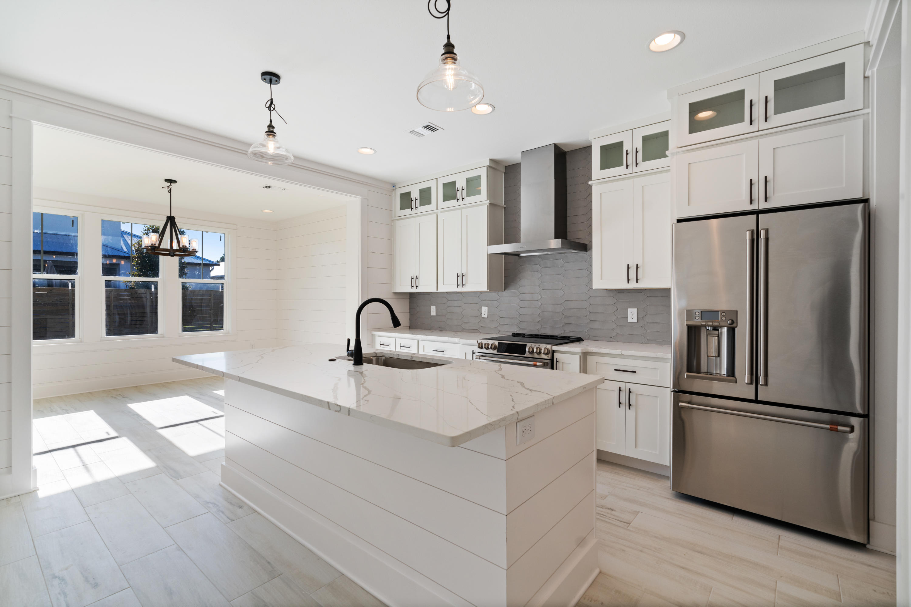 CYPRESS BREEZE PLANTATION III - Residential