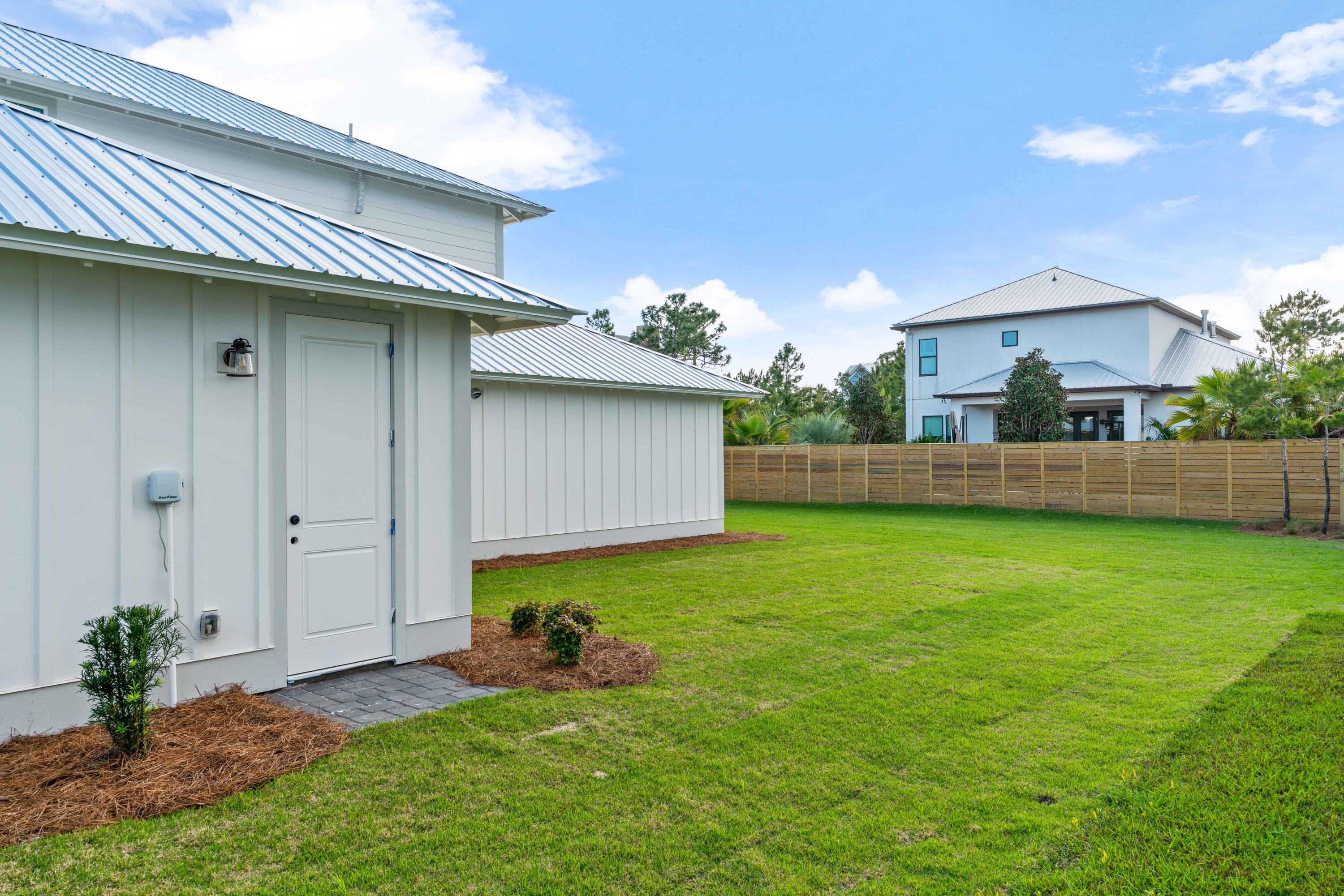 CYPRESS BREEZE PLANTATION III - Residential