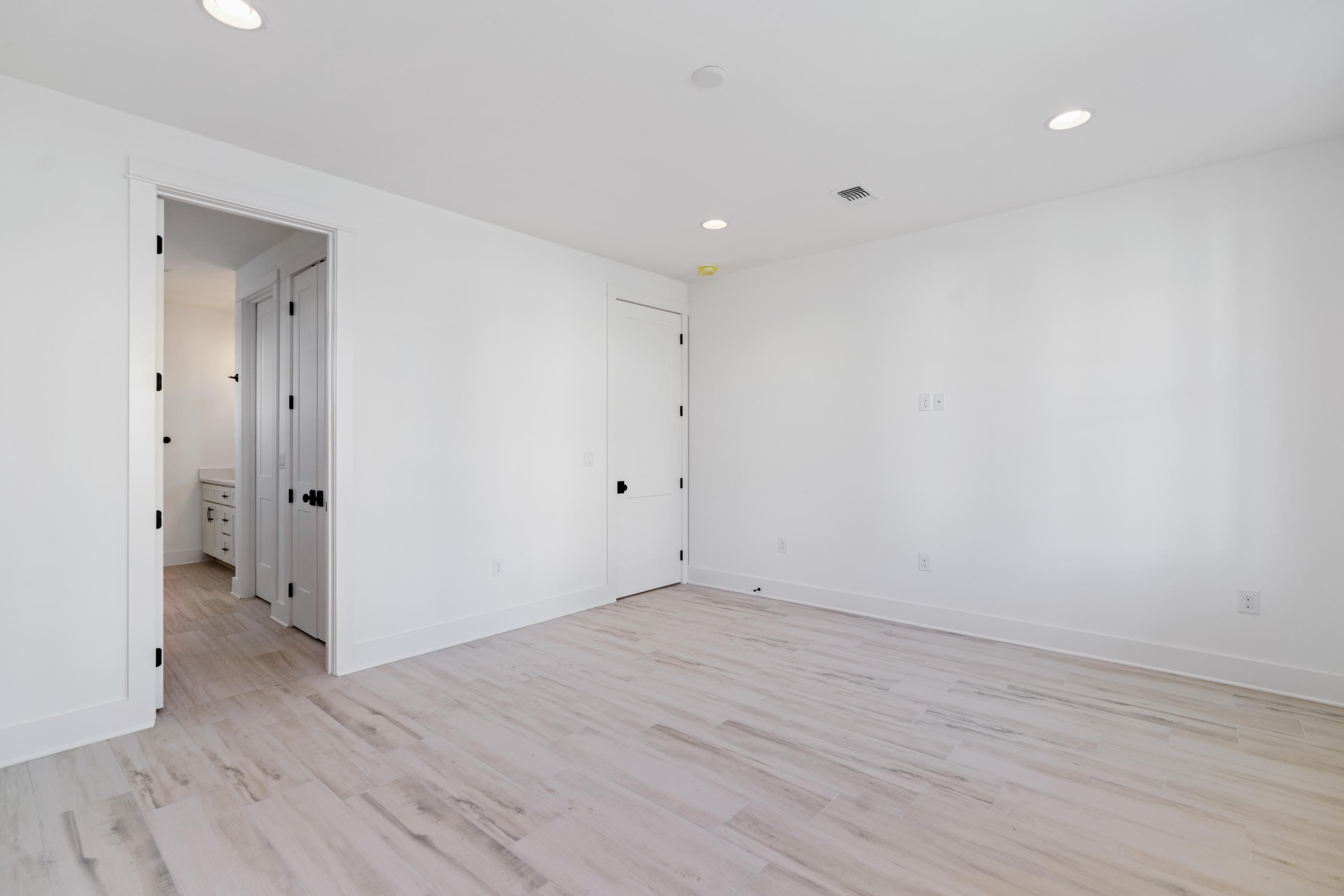 CYPRESS BREEZE PLANTATION III - Residential