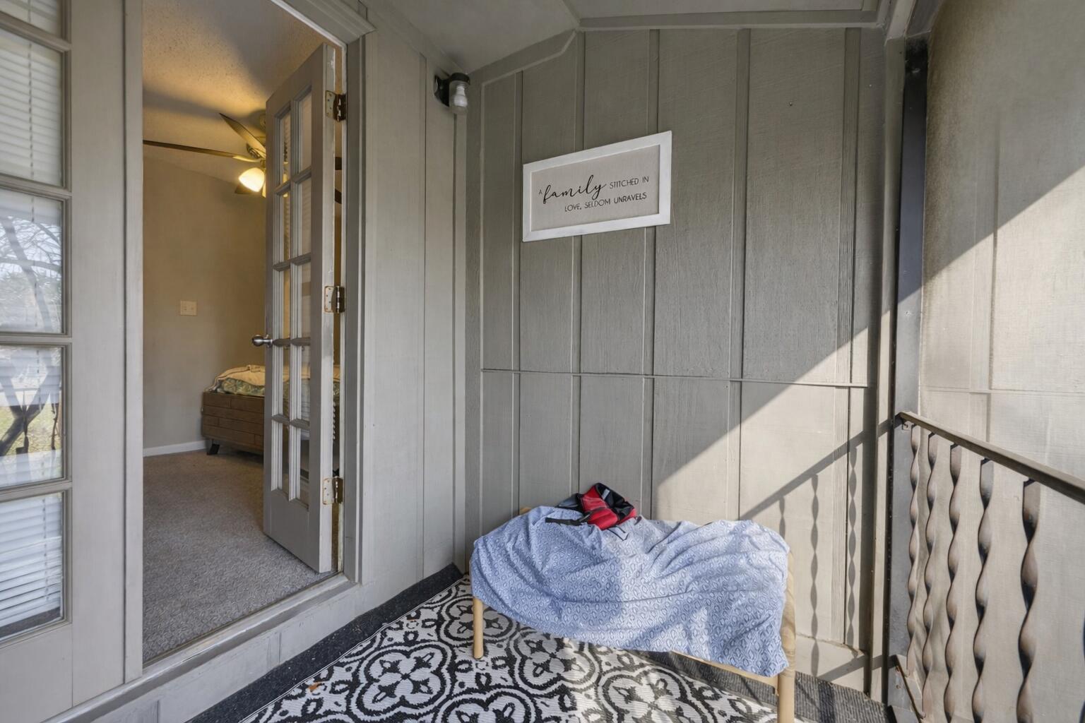 LEESA JENNIFER ACRES - Residential