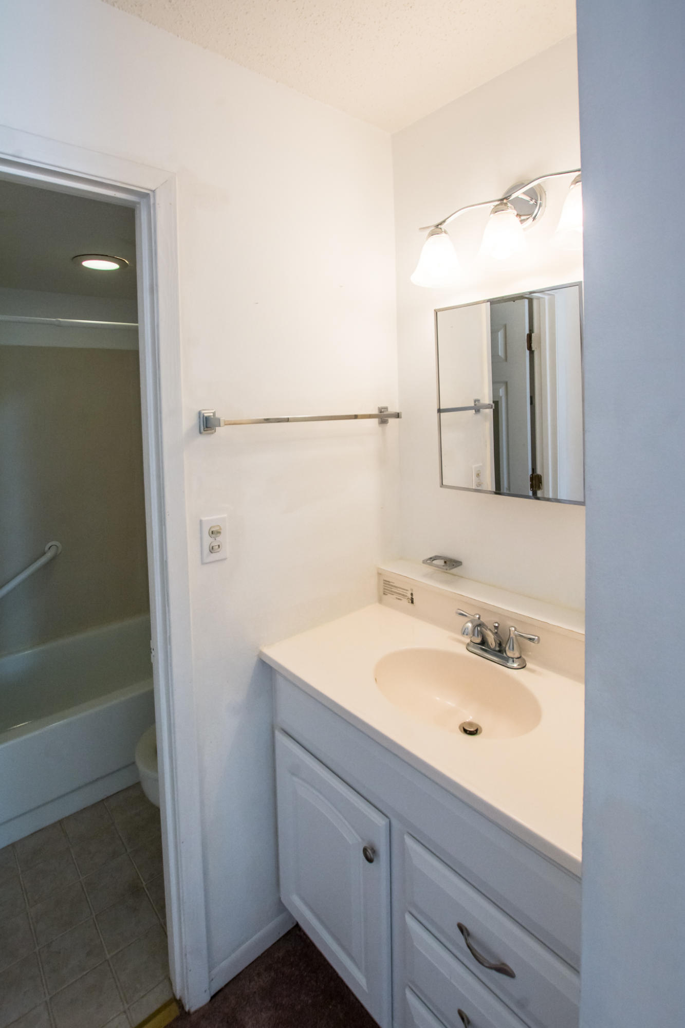 GREEN MEADOWS CONDO - Residential