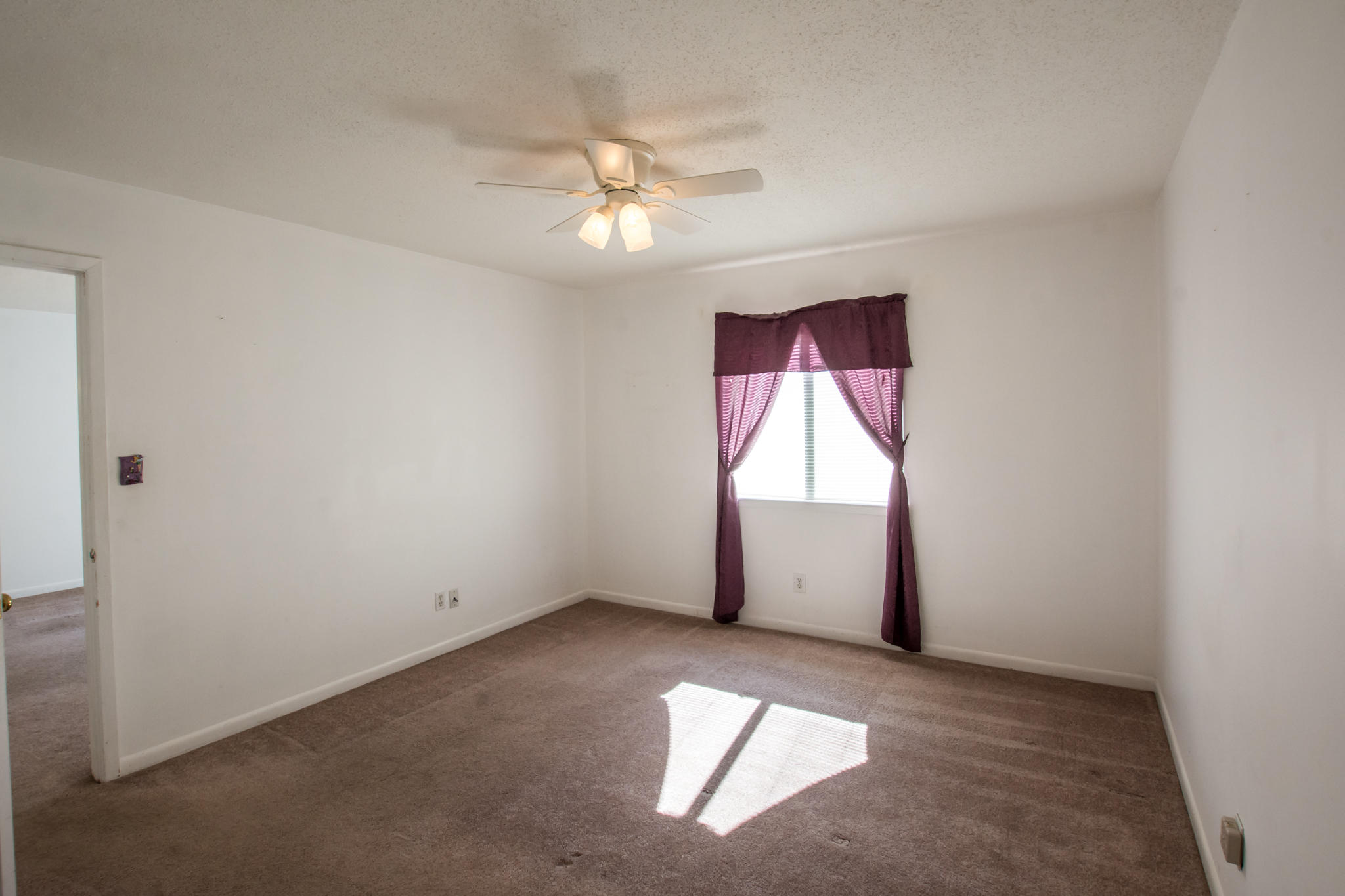 GREEN MEADOWS CONDO - Residential