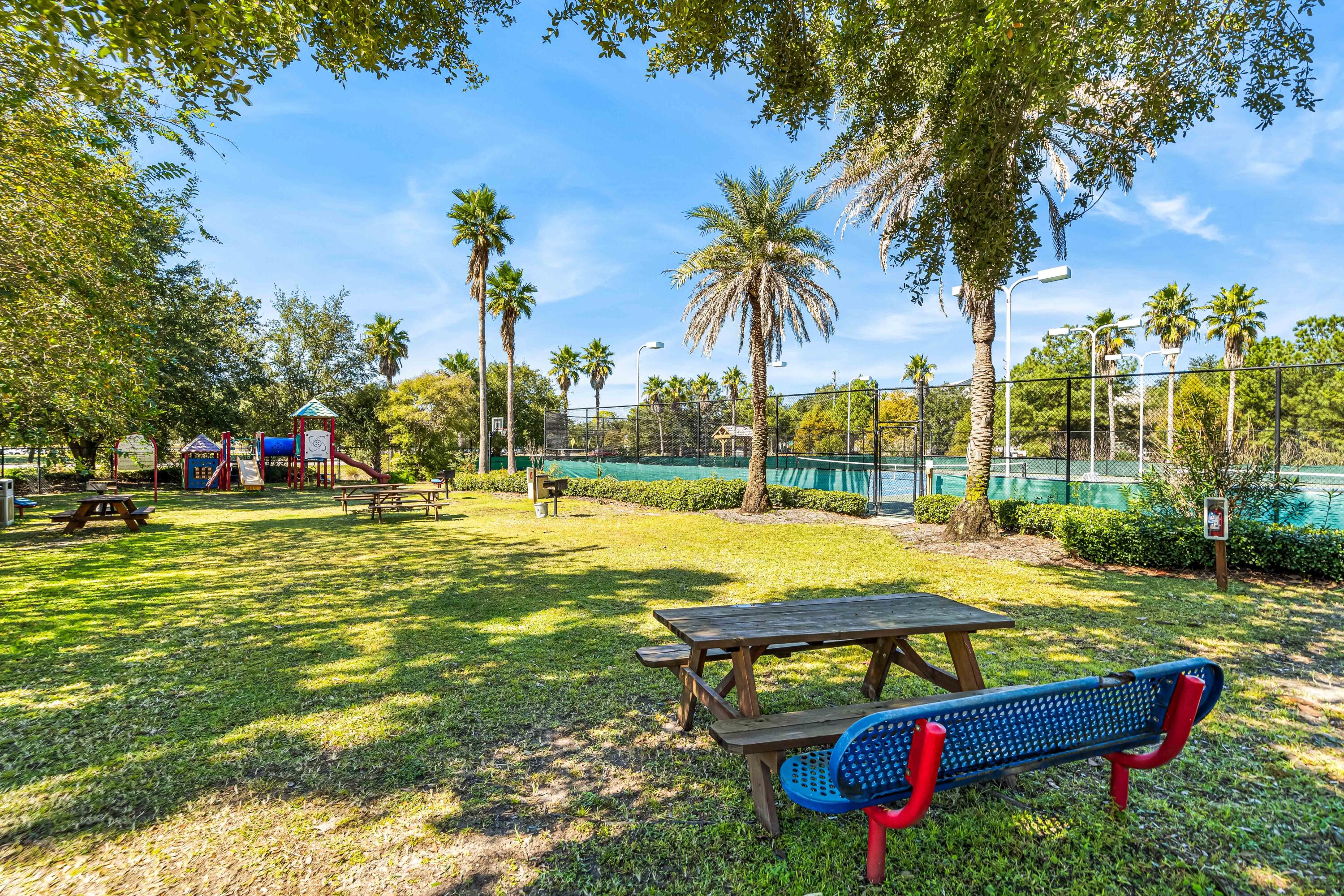 THE PALMS OF DESTIN - Residential