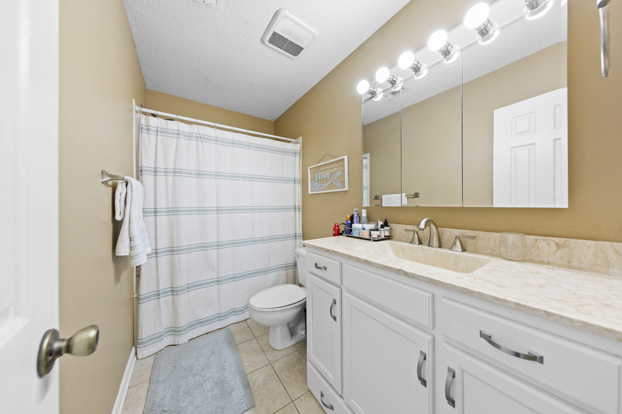 LAKE LORRAINE ESTATES - Residential