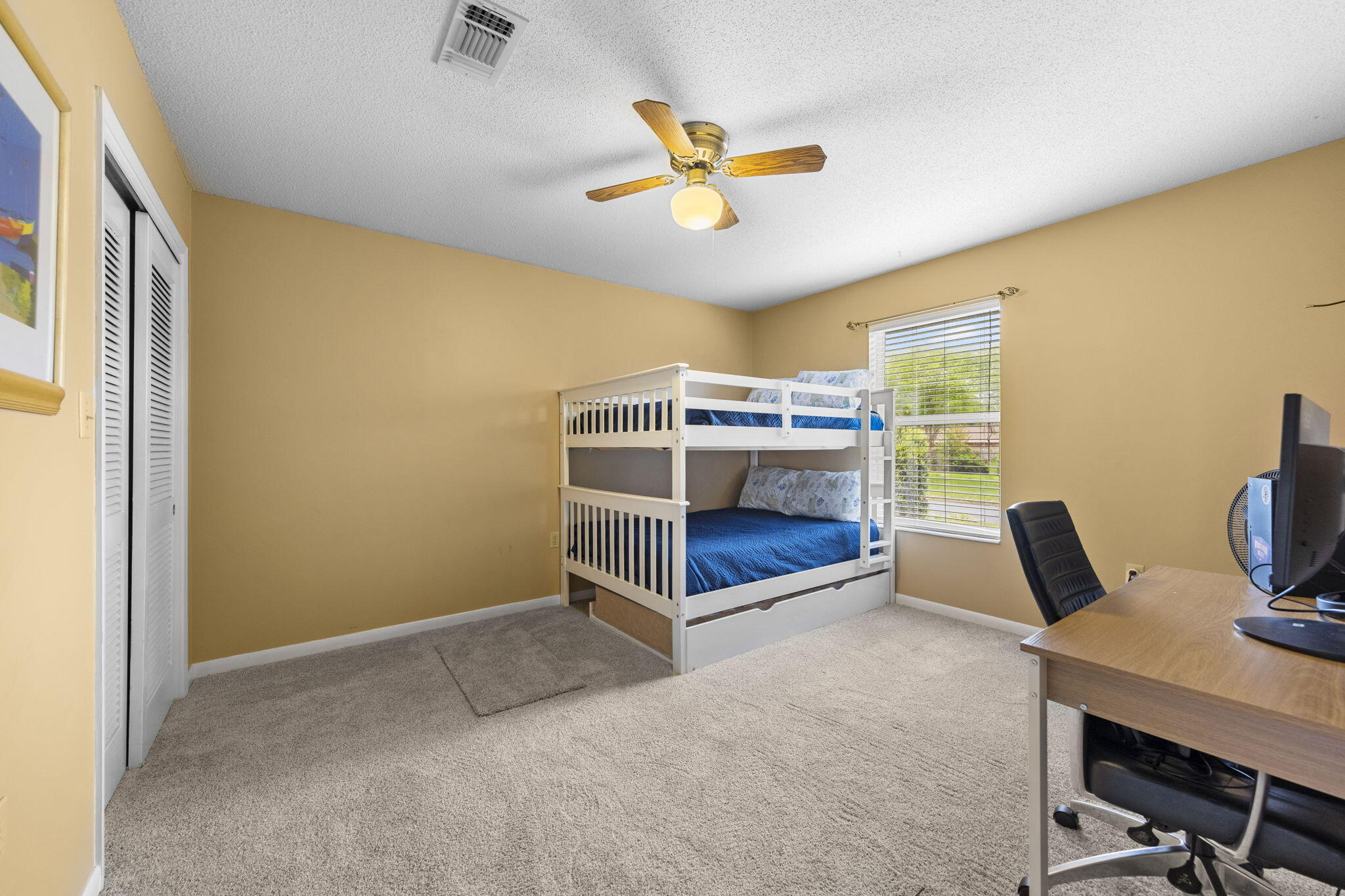 LAKE LORRAINE ESTATES - Residential