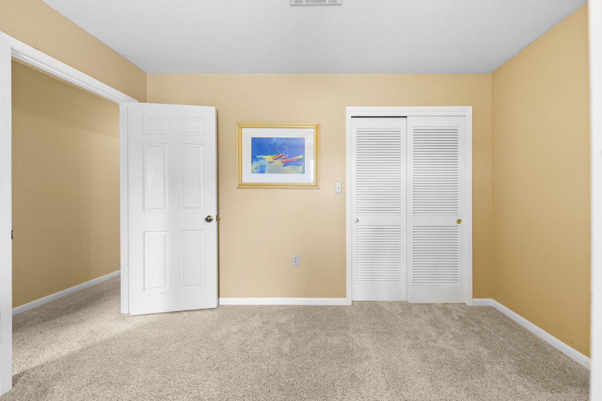 LAKE LORRAINE ESTATES - Residential