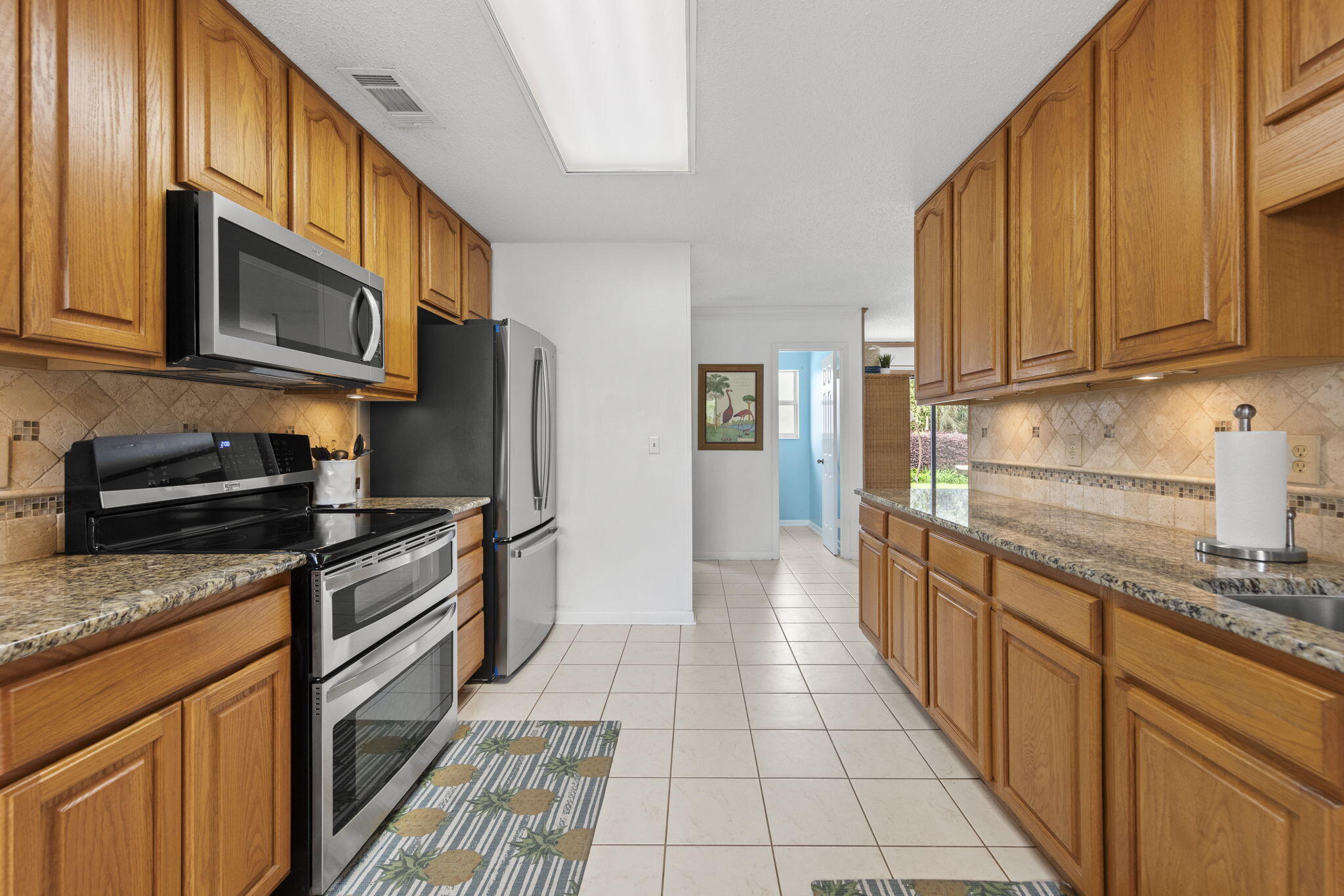 LAKE LORRAINE ESTATES - Residential