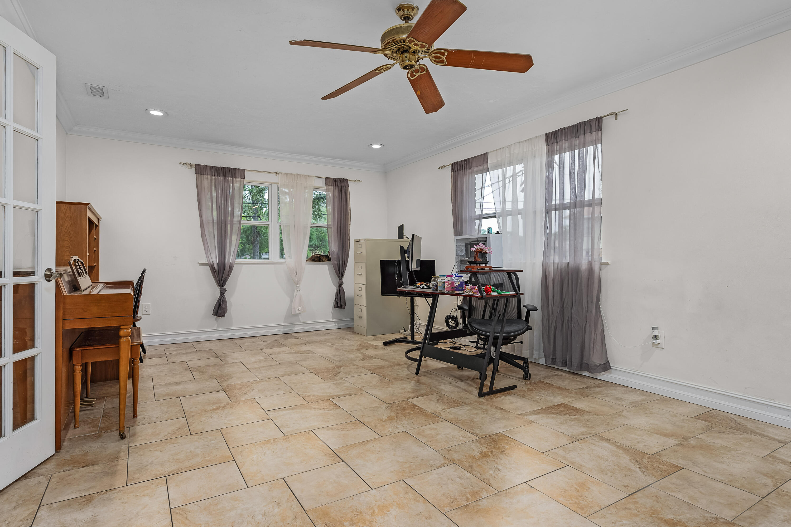 COLONY ESTATES 3RD ADDN - Residential