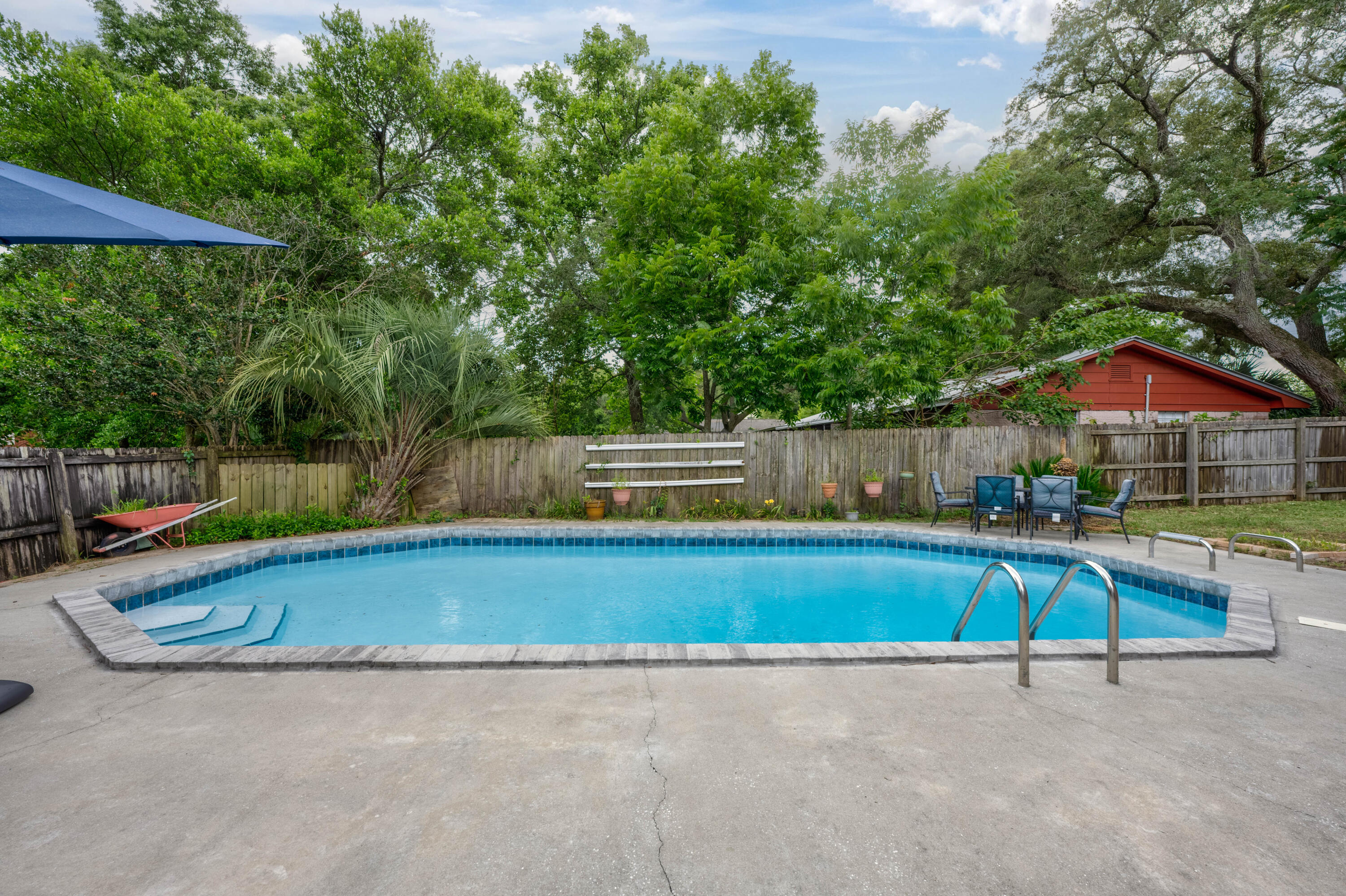 COLONY ESTATES 3RD ADDN - Residential