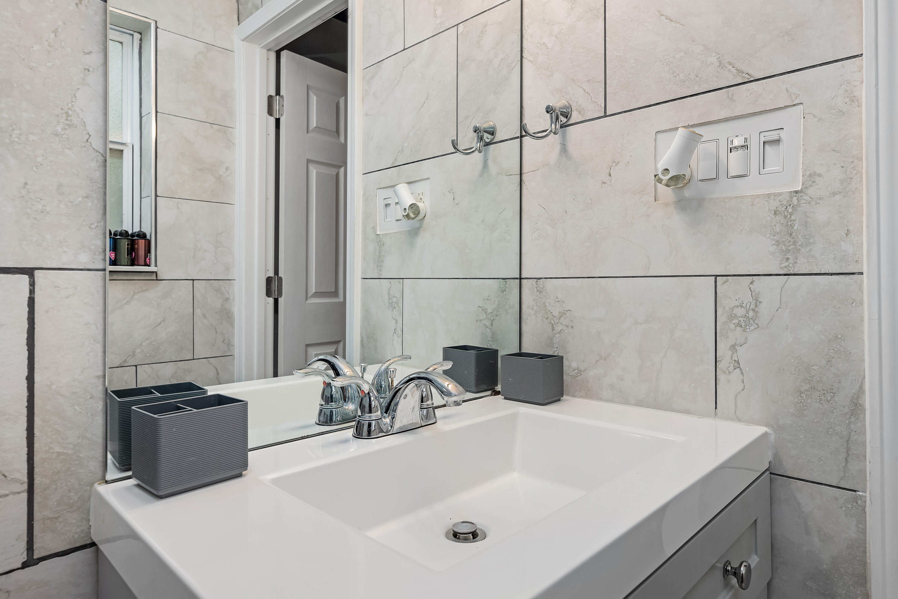 COLONY ESTATES 3RD ADDN - Residential