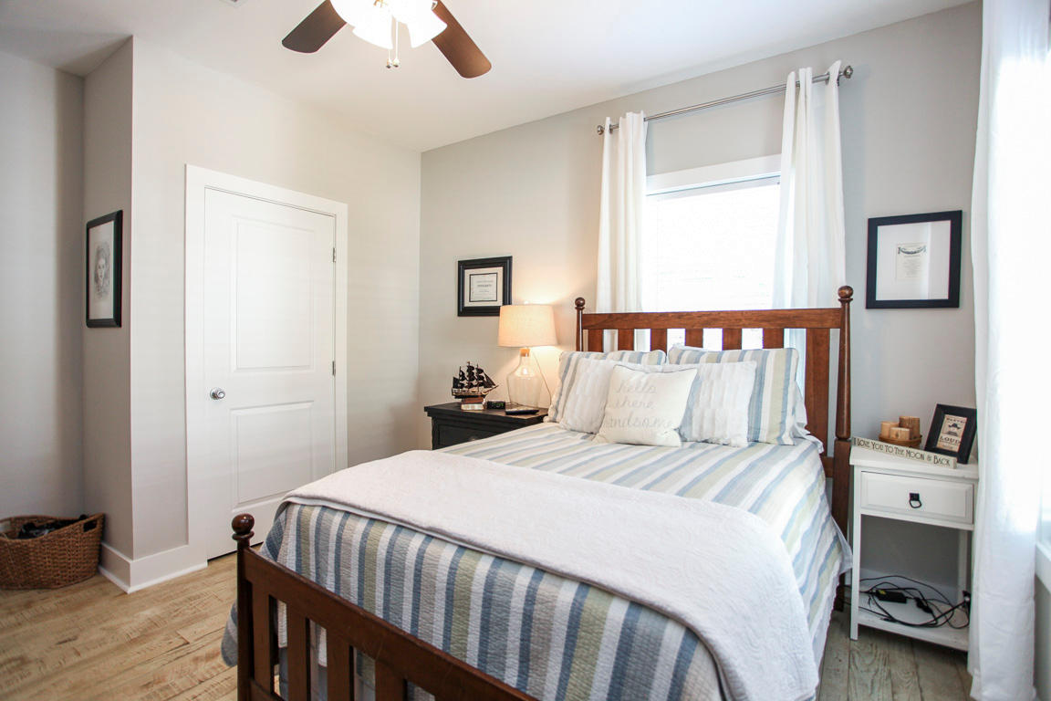 EASTERN LAKE S/D - Residential