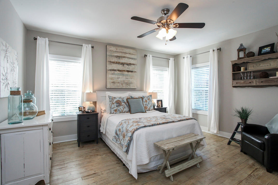 EASTERN LAKE S/D - Residential