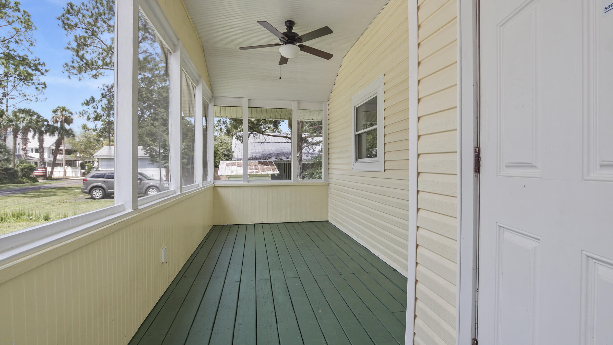 TOWN OF DEFUNIAK SPRINGS - Residential