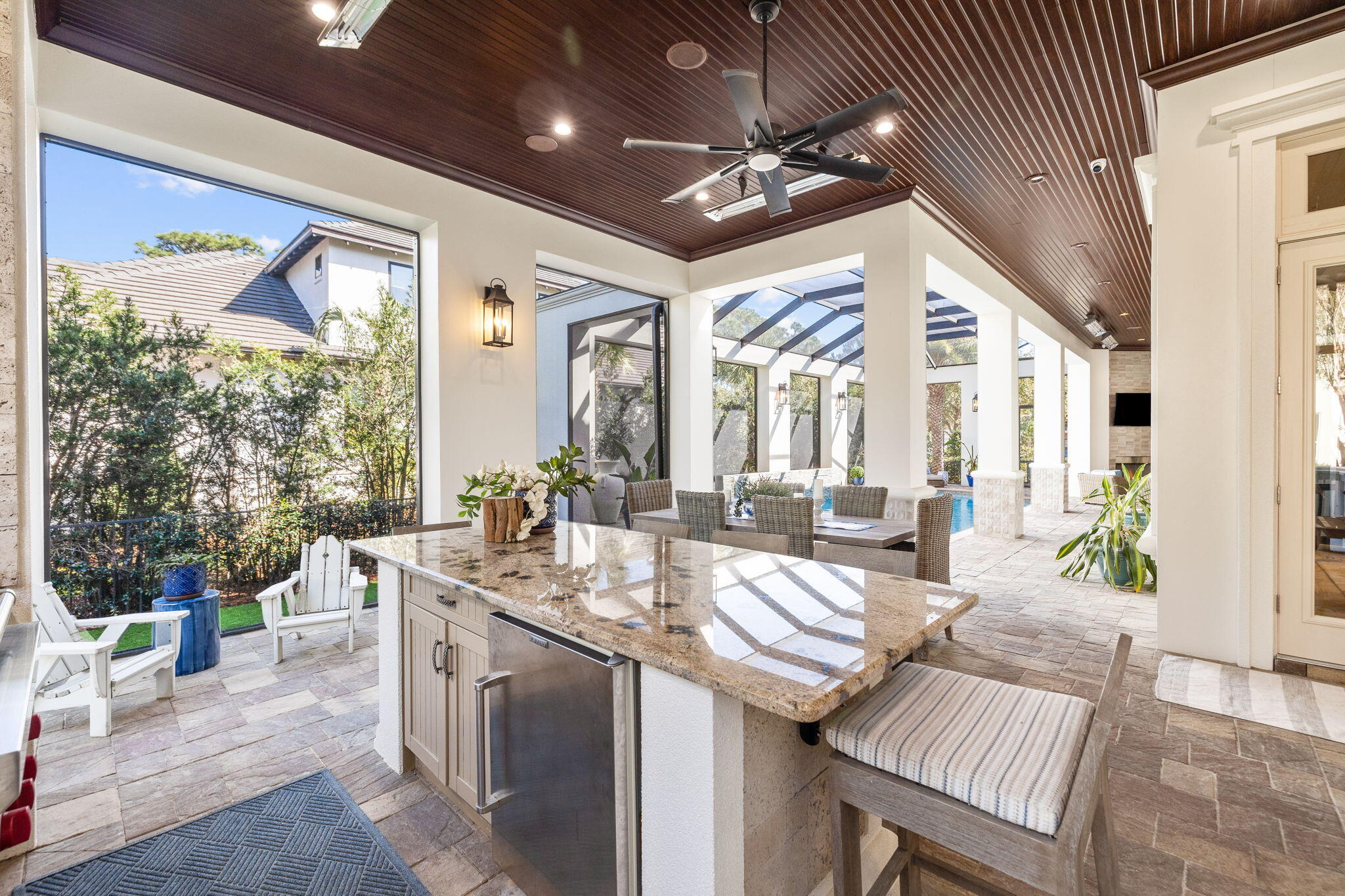 BURNT PINE - Residential