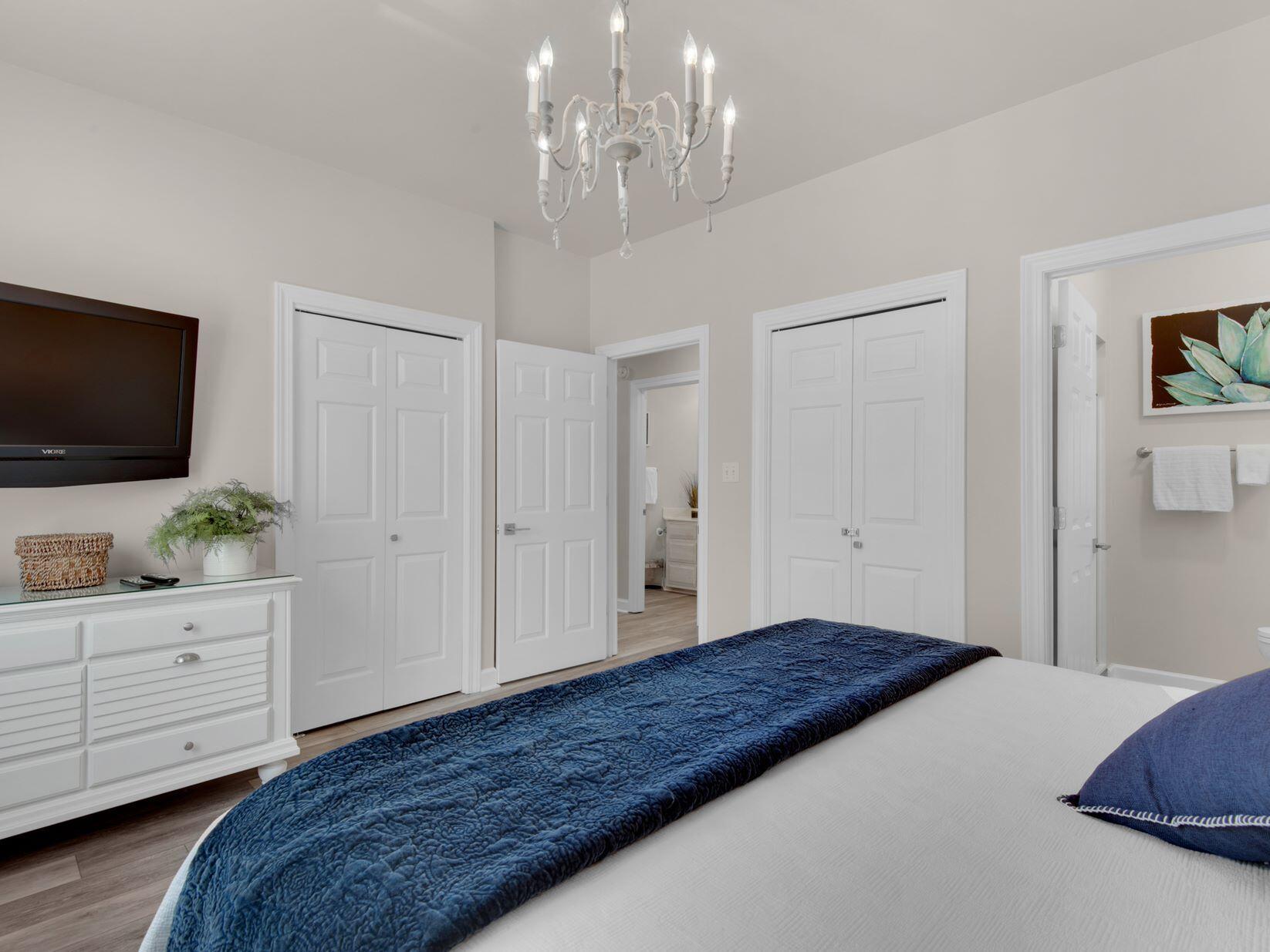 HIDDEN DUNES BEACH VILLAS - Residential