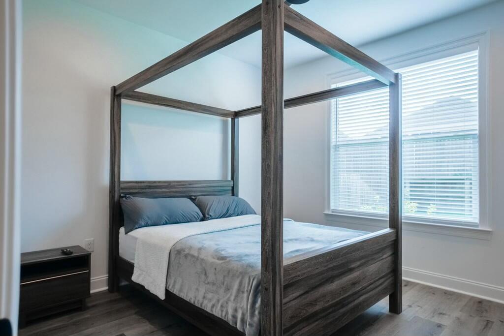 Raiders Landing - Residential Lease