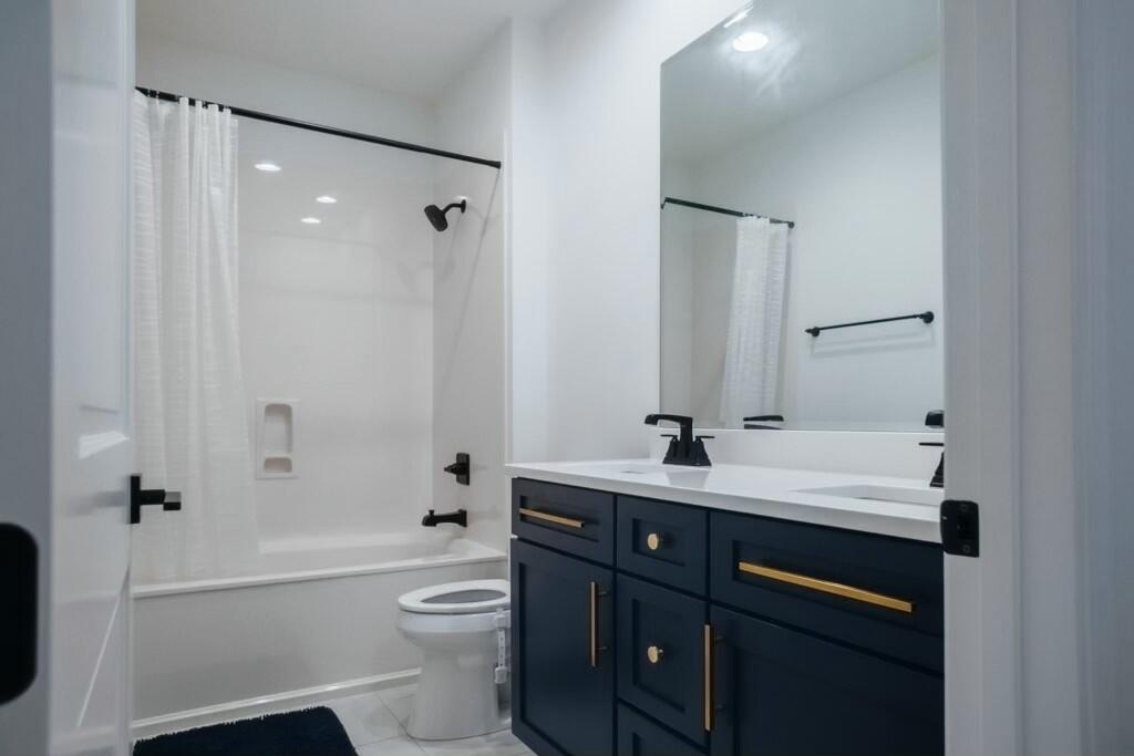 Raiders Landing - Residential Lease