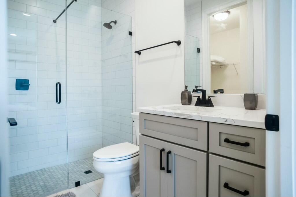 Raiders Landing - Residential Lease