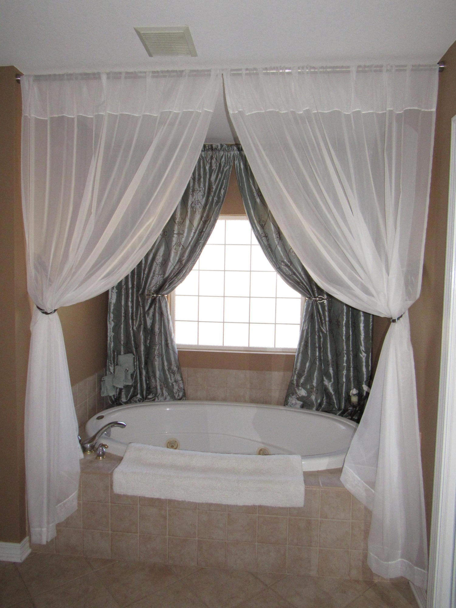 SILVER OAKS PH 1 - Residential