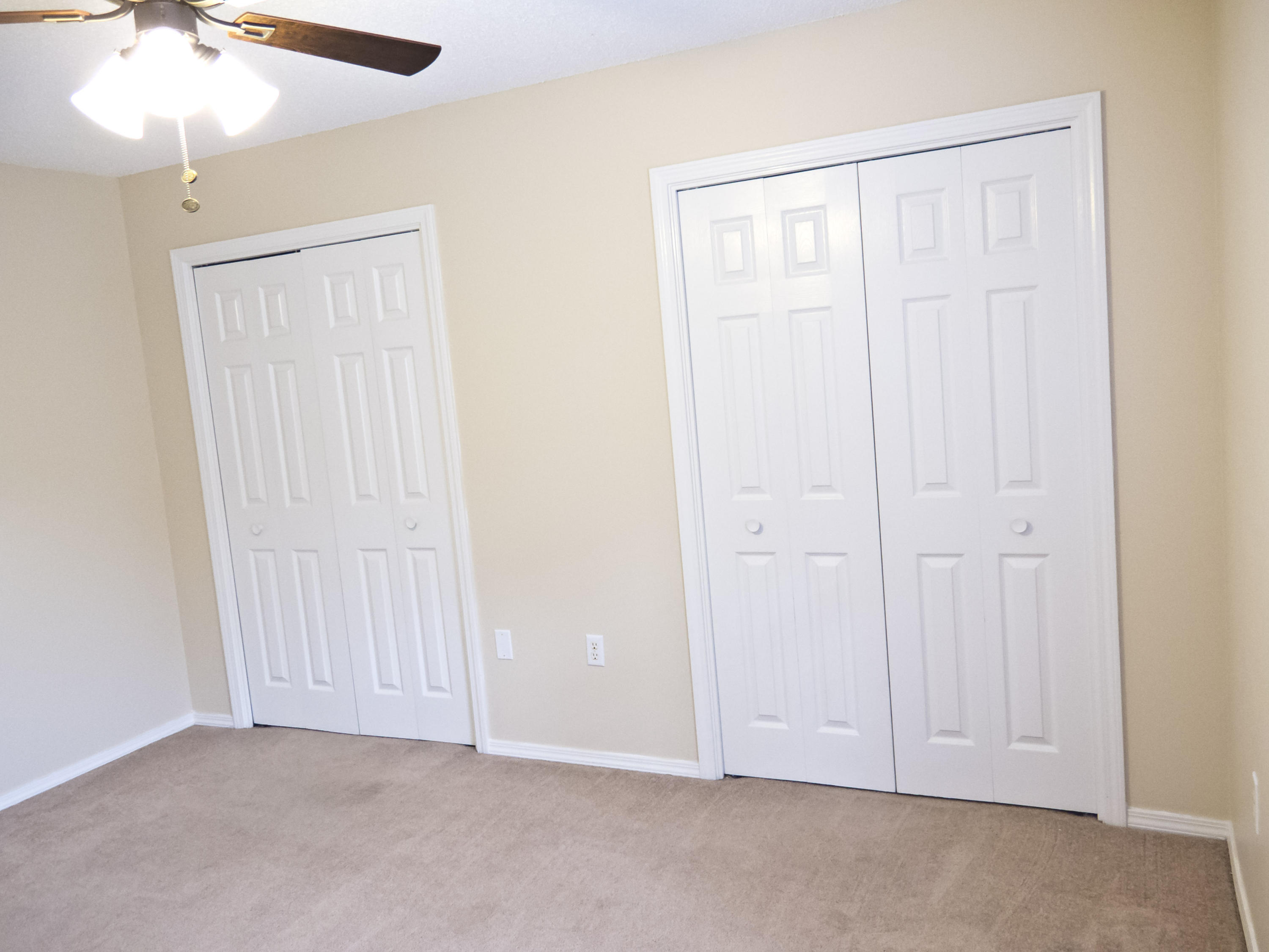 E2 OF NE4 OF SE4 OF NW4 OF SE4LESS - Residential Lease