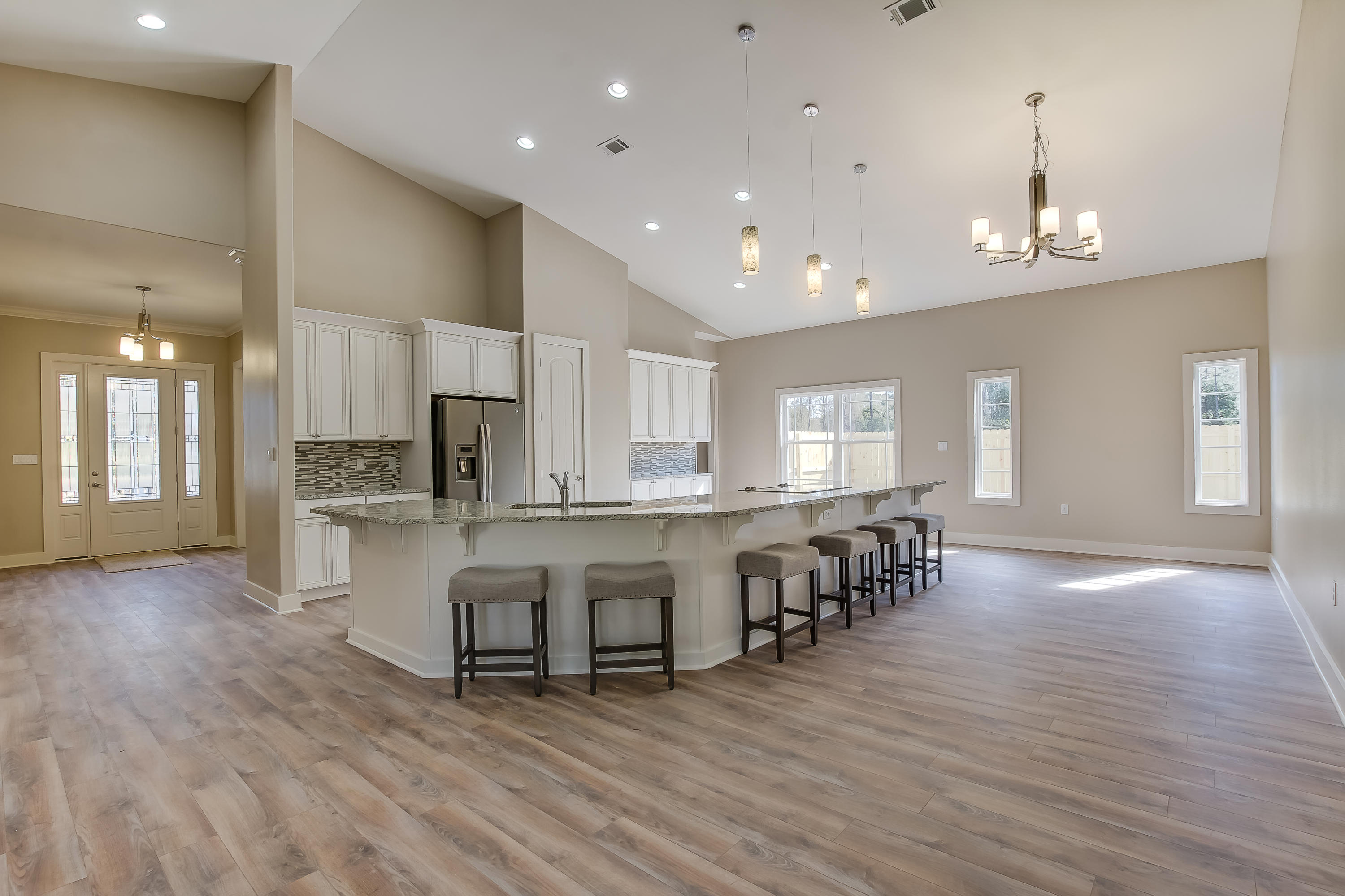 HOLIDAY SHORES ESTATES - Residential