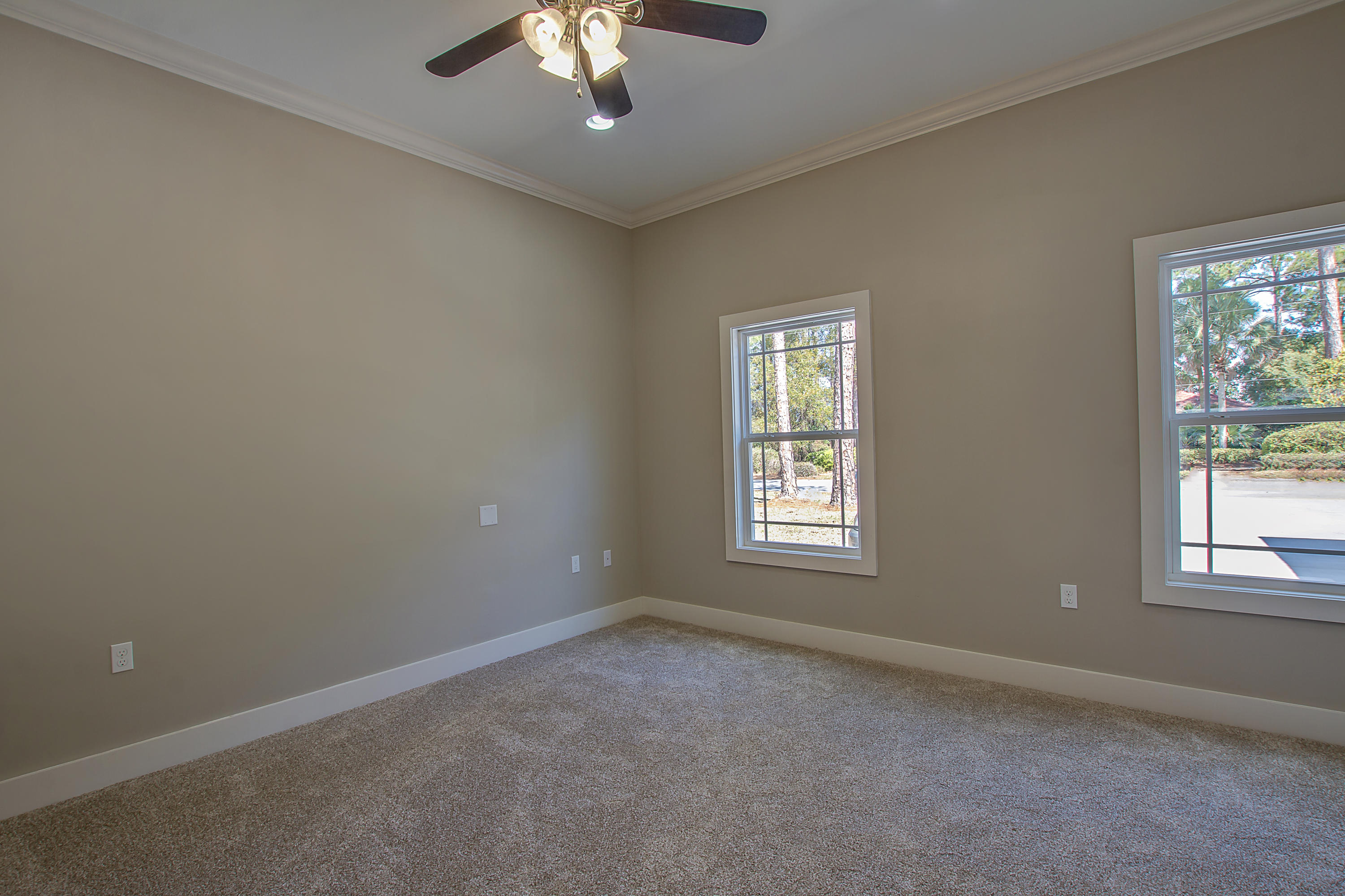 HOLIDAY SHORES ESTATES - Residential