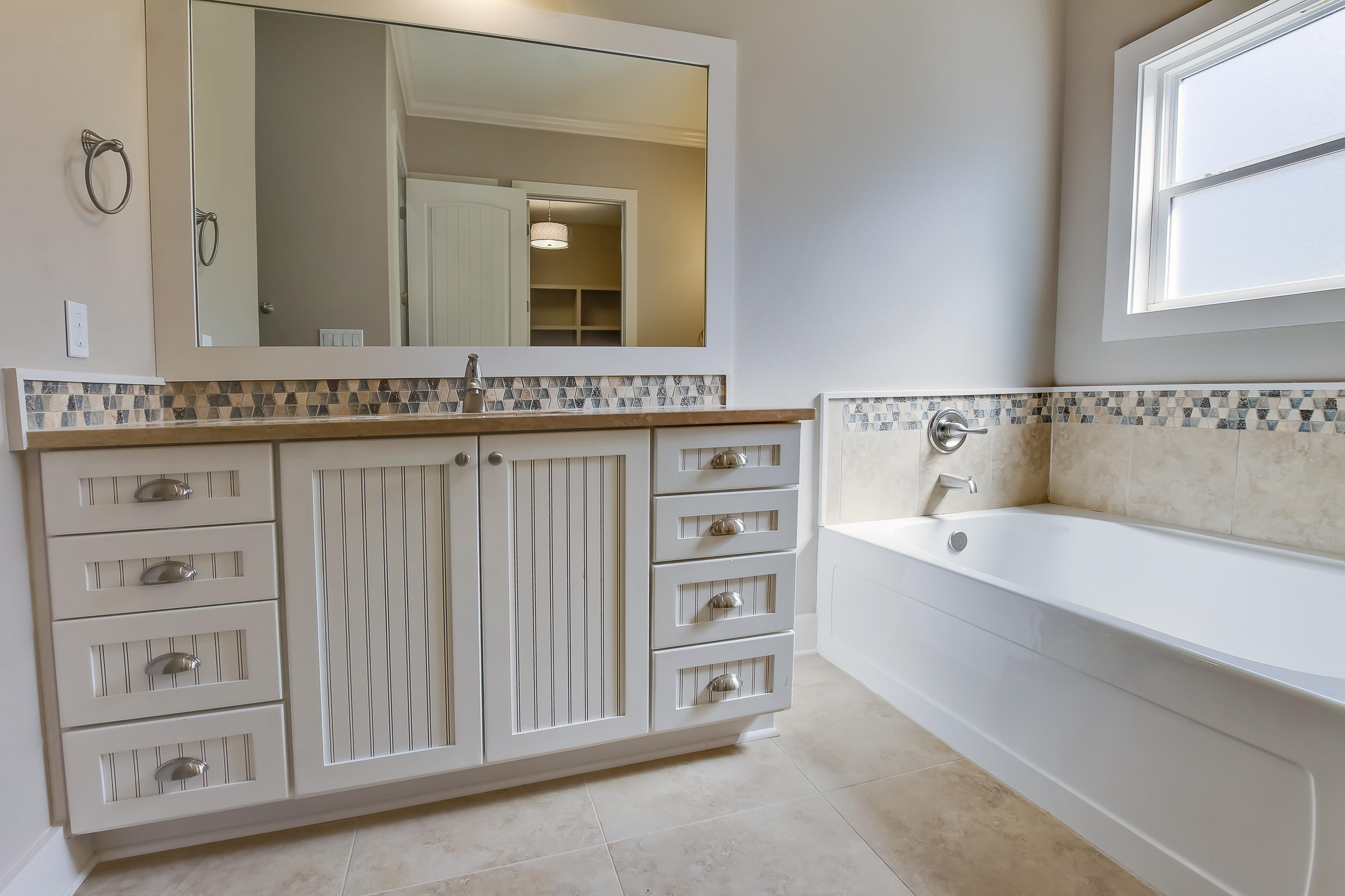 HOLIDAY SHORES ESTATES - Residential