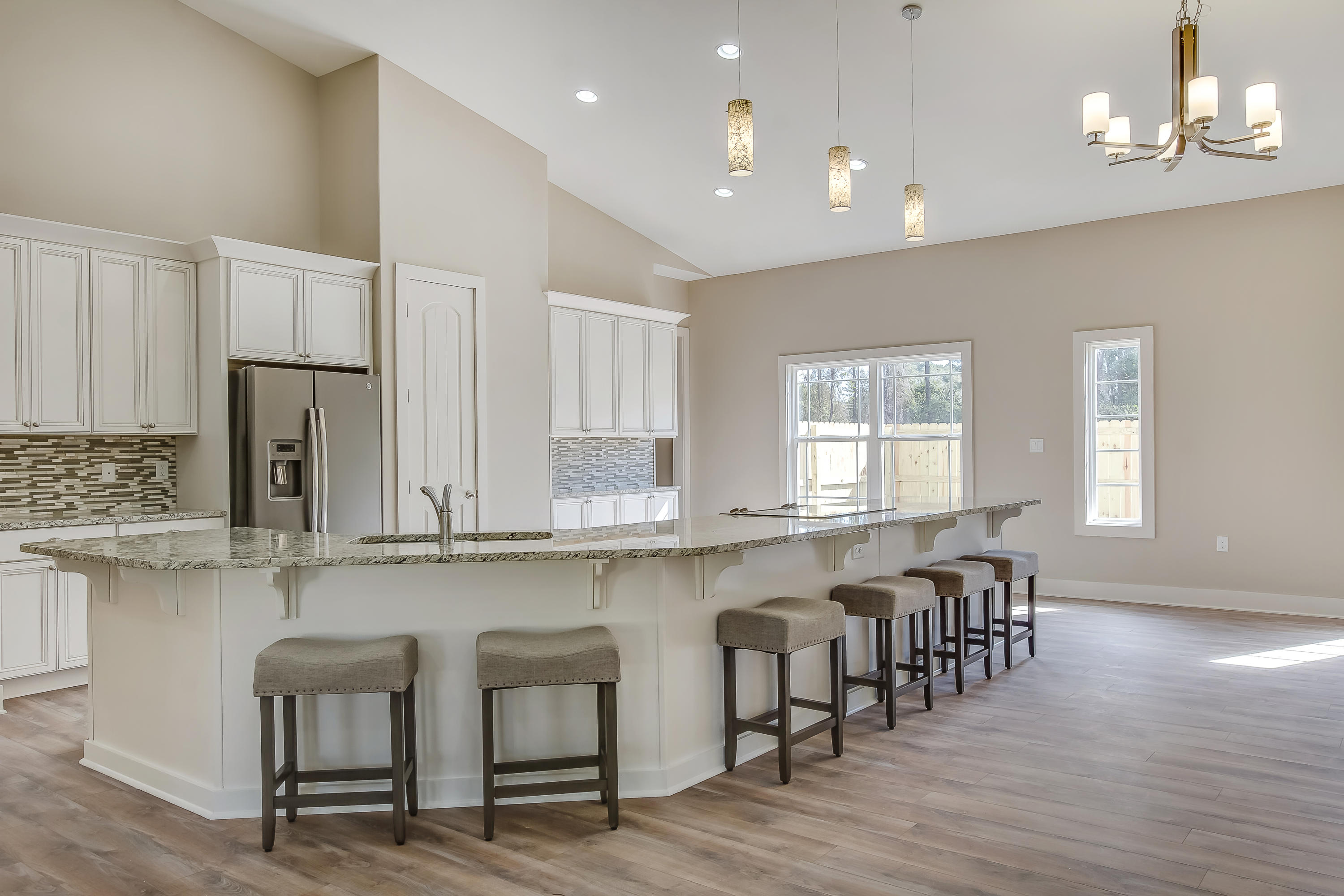 HOLIDAY SHORES ESTATES - Residential