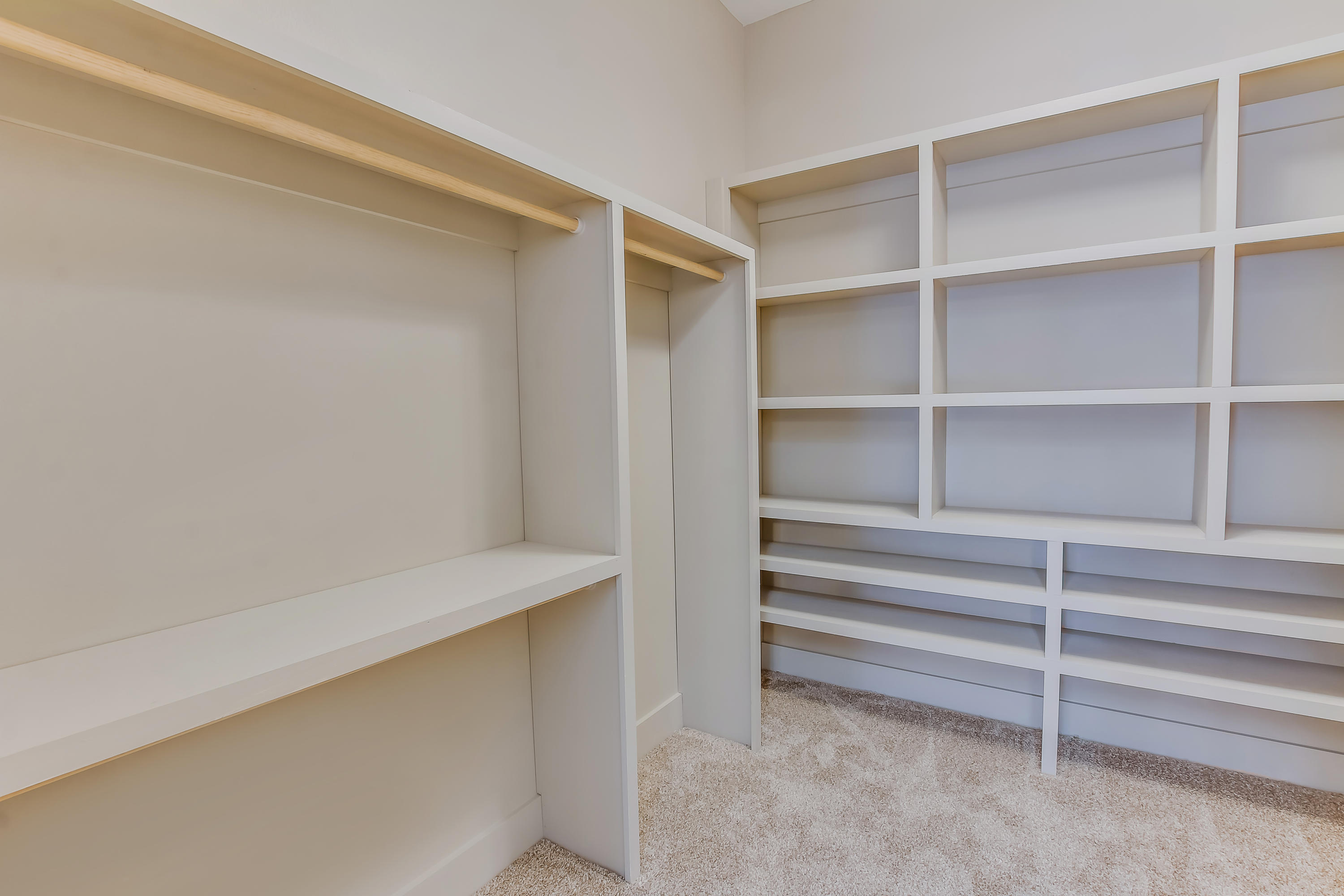 HOLIDAY SHORES ESTATES - Residential