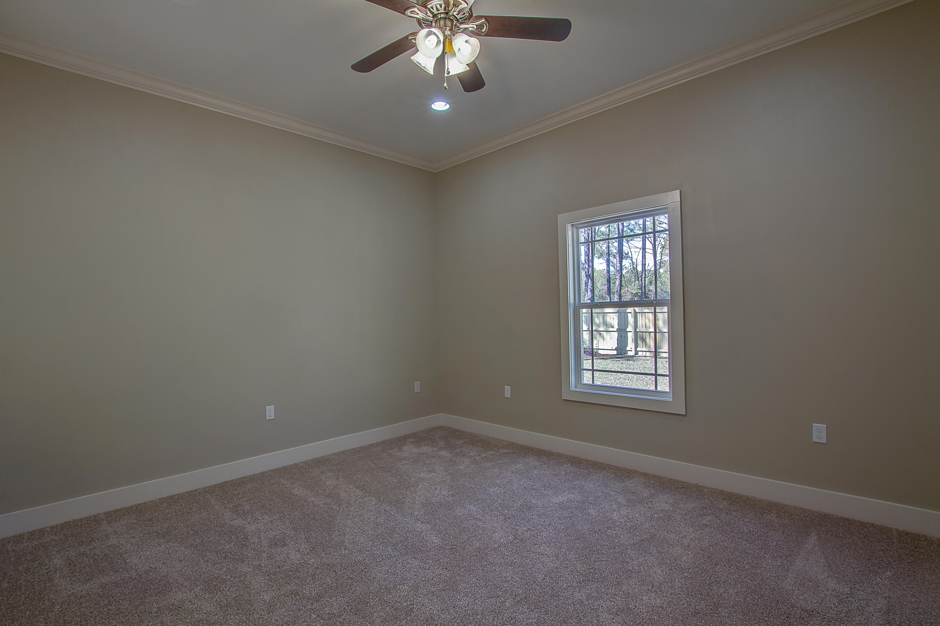 HOLIDAY SHORES ESTATES - Residential