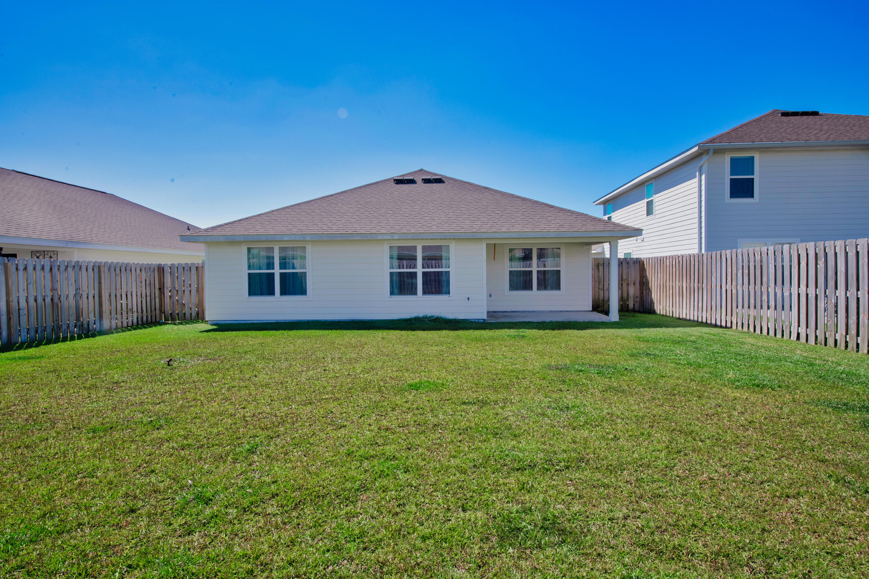 HAMMOCK BAY - Residential