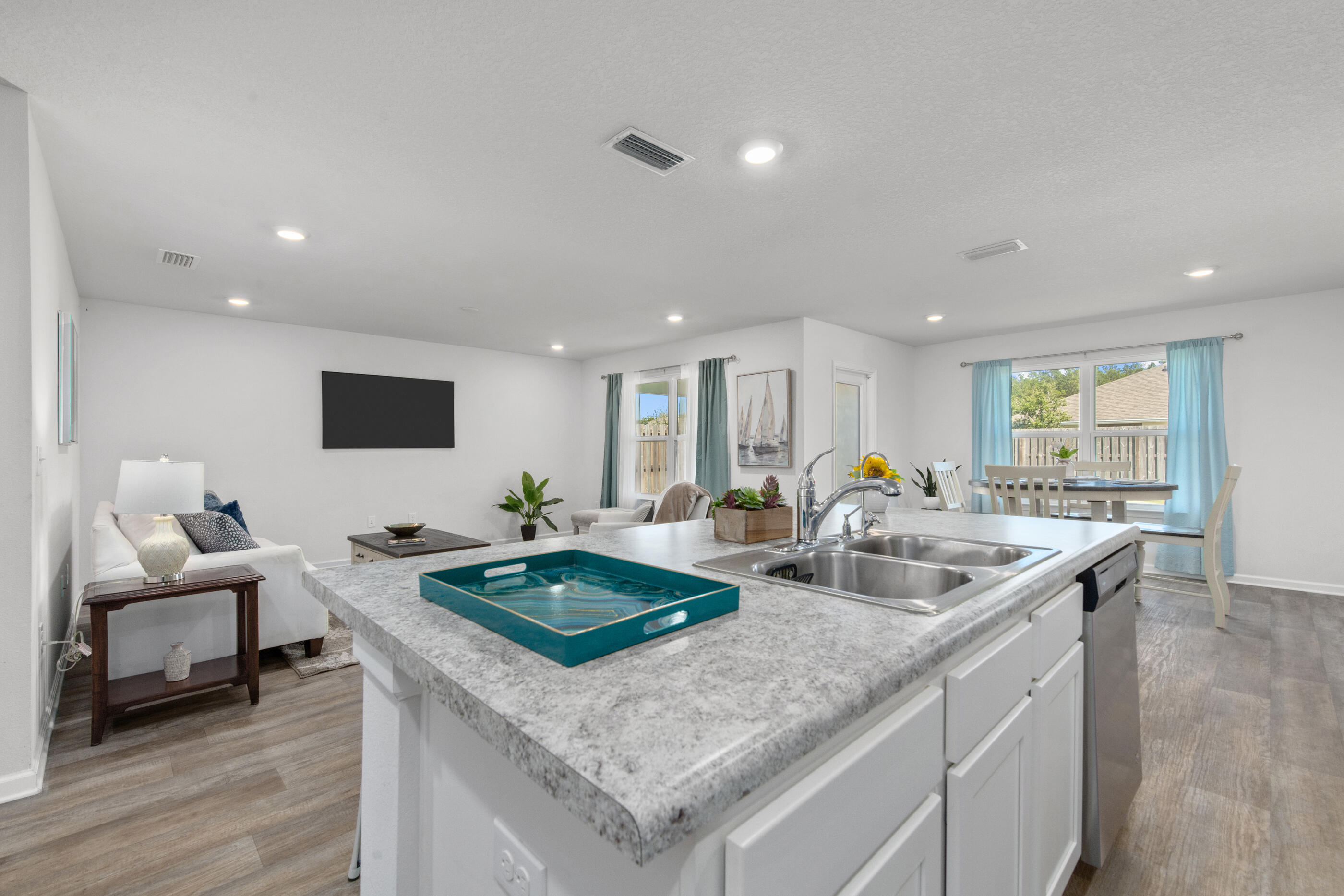 HAMMOCK BAY - Residential