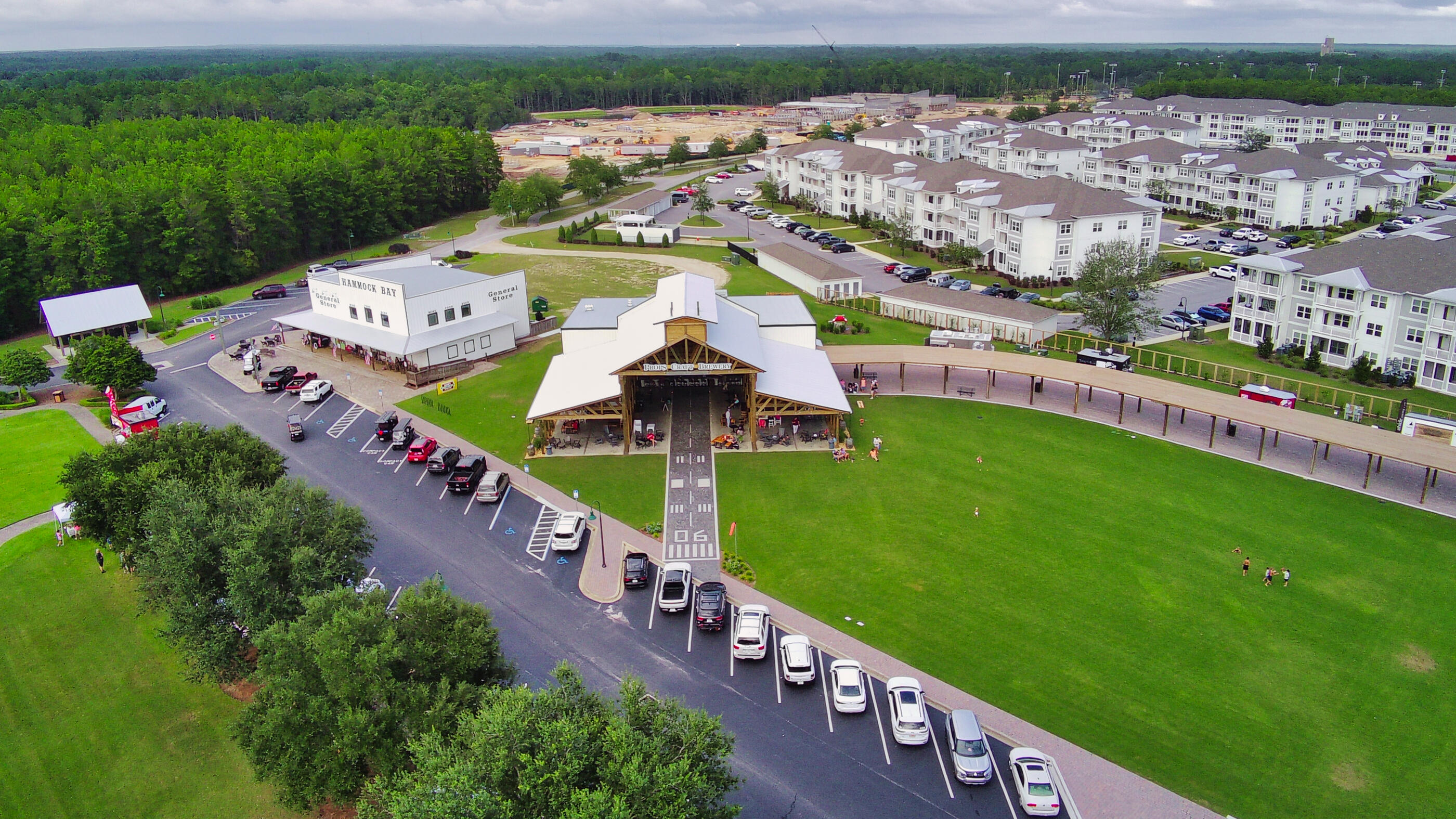 HAMMOCK BAY - Residential