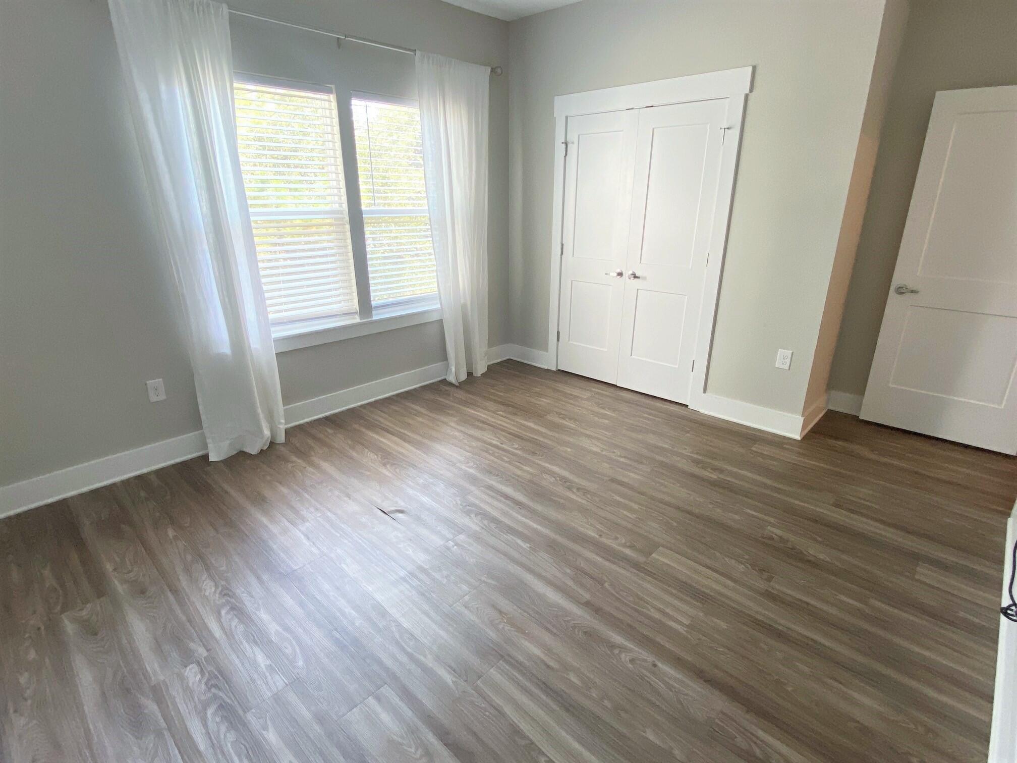 VERANDAS OF FREEPORT, THE - Residential Lease