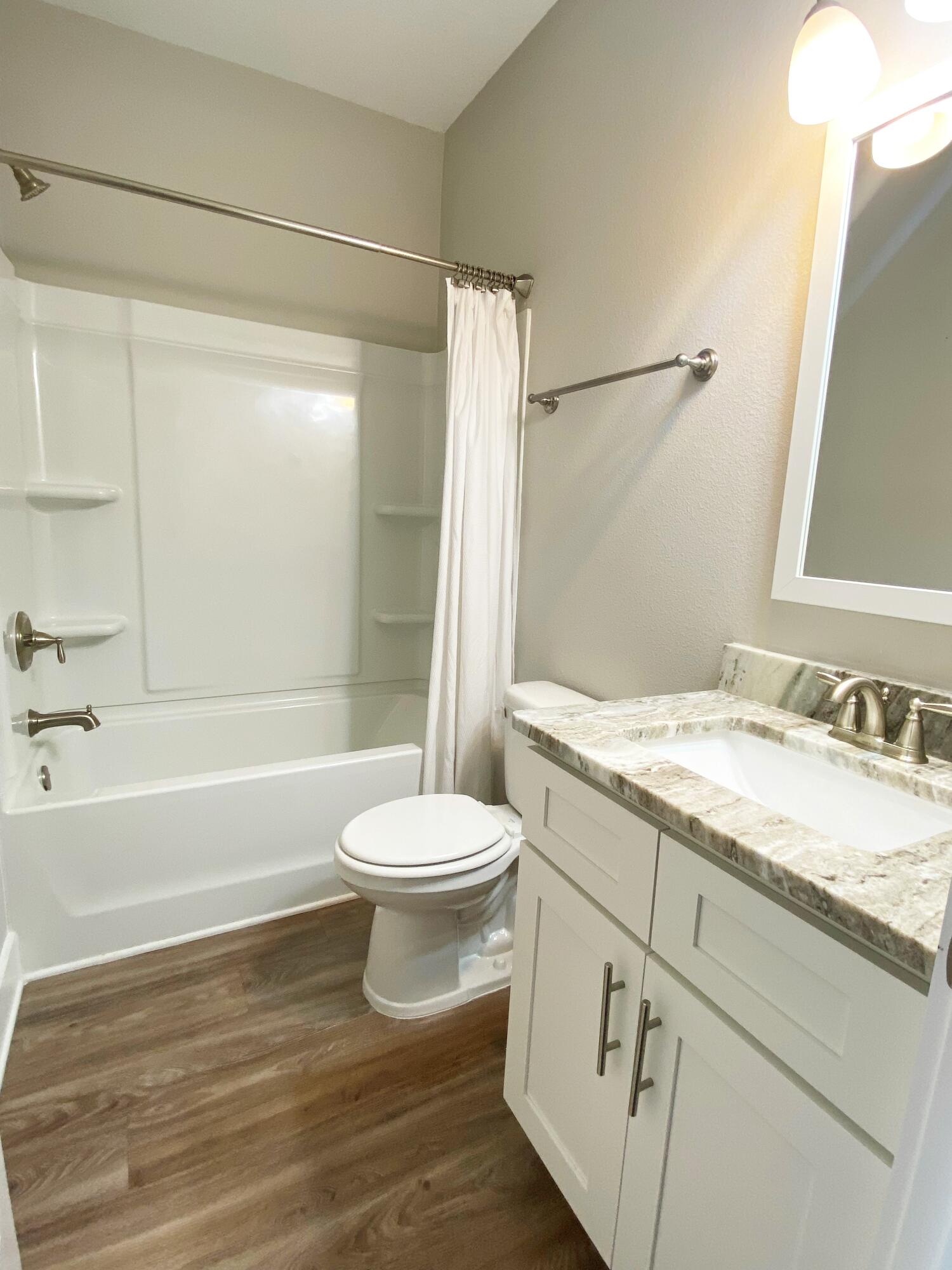 VERANDAS OF FREEPORT, THE - Residential Lease